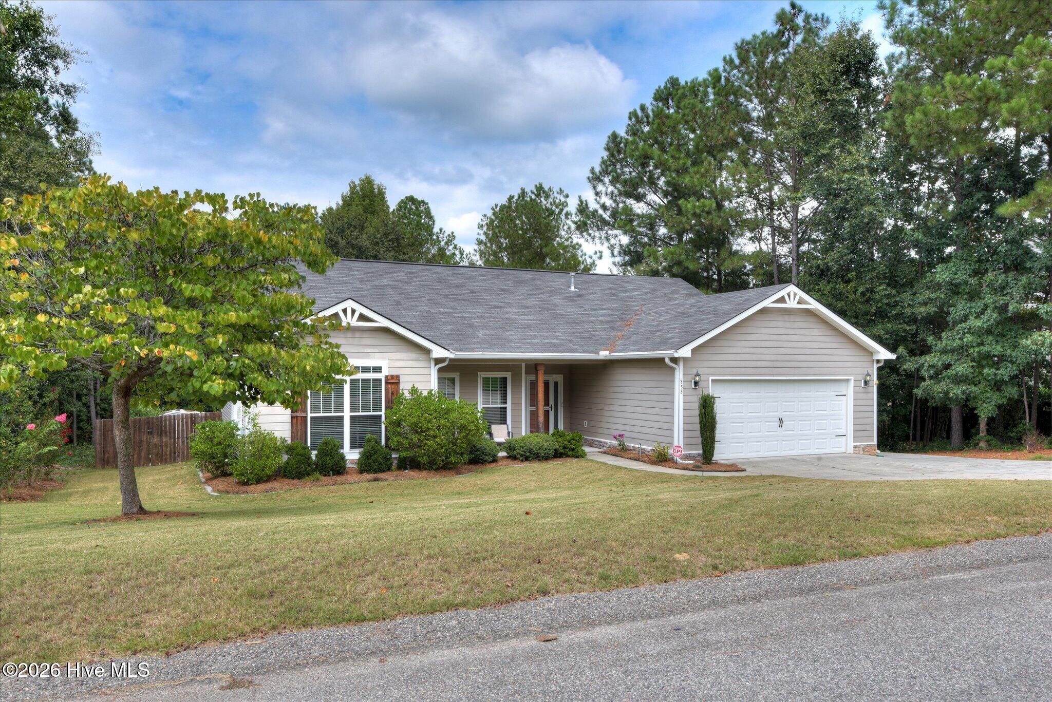 355 Foxchase Circle Property Photo 3