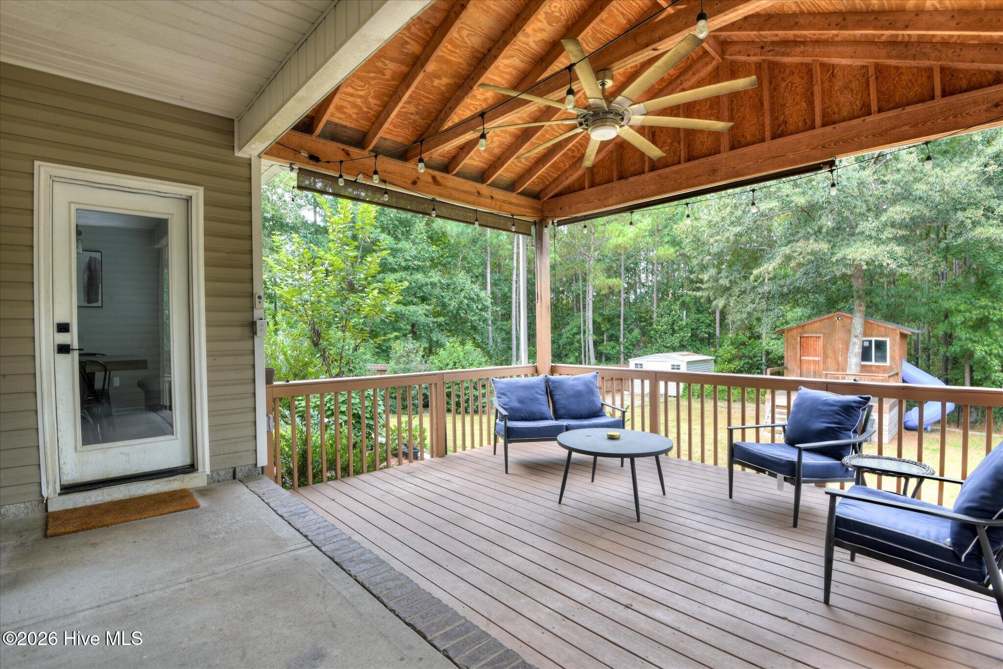 355 Foxchase Circle Property Photo 33