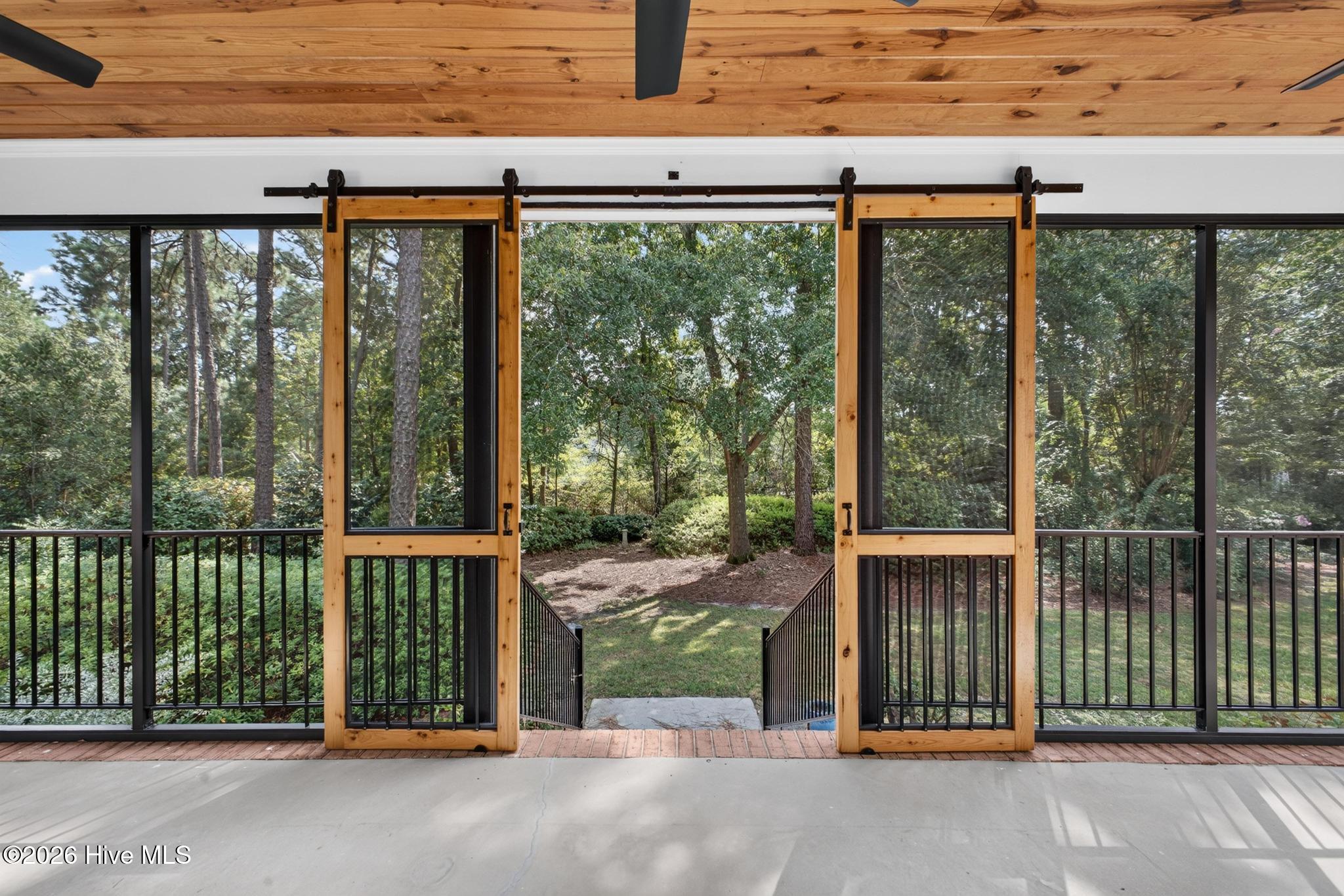 2181 Beaver Creek Lane Property Photo 35