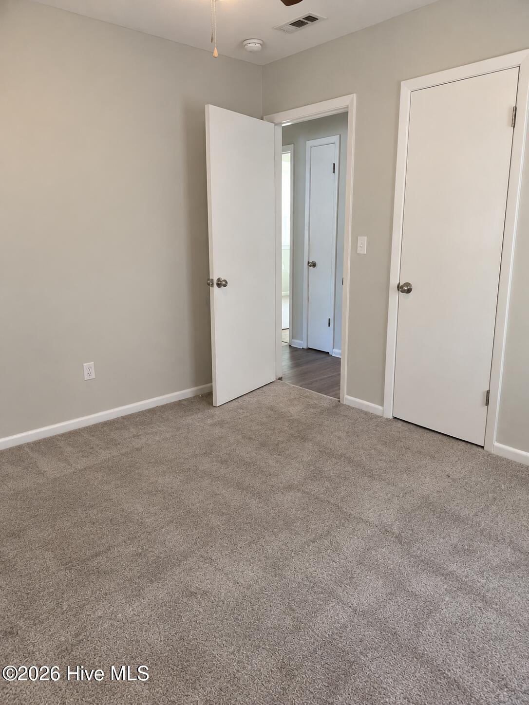 3408 Kensington Drive N Property Photo 3