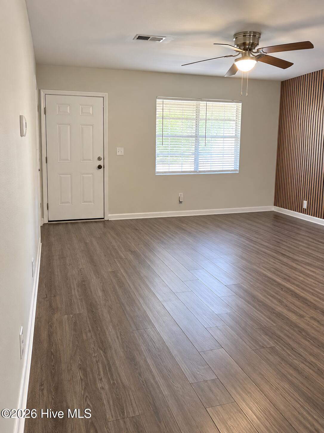 3408 Kensington Drive N Property Photo 16