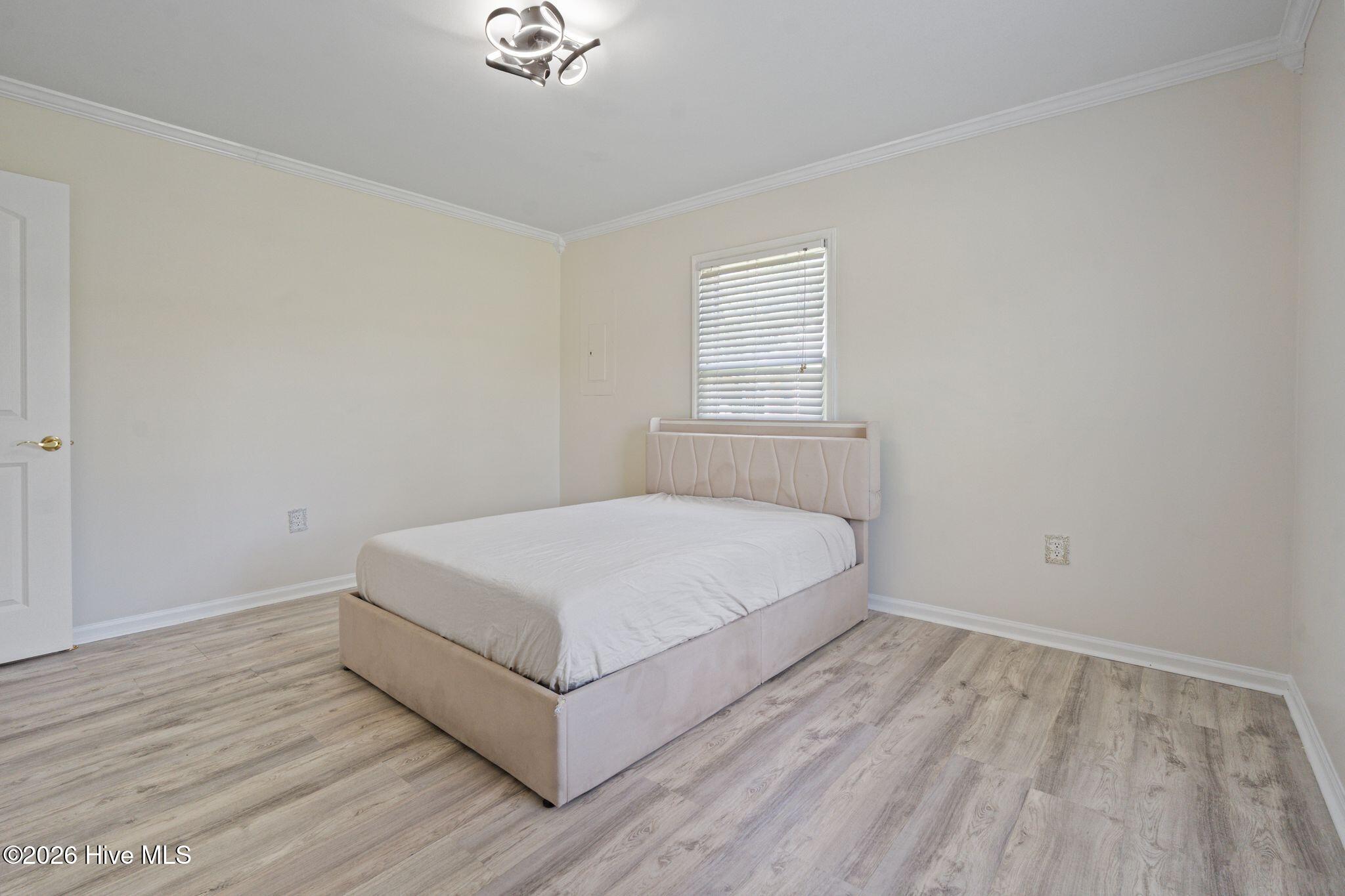 219 Oakwood Heights Drive Property Photo 9