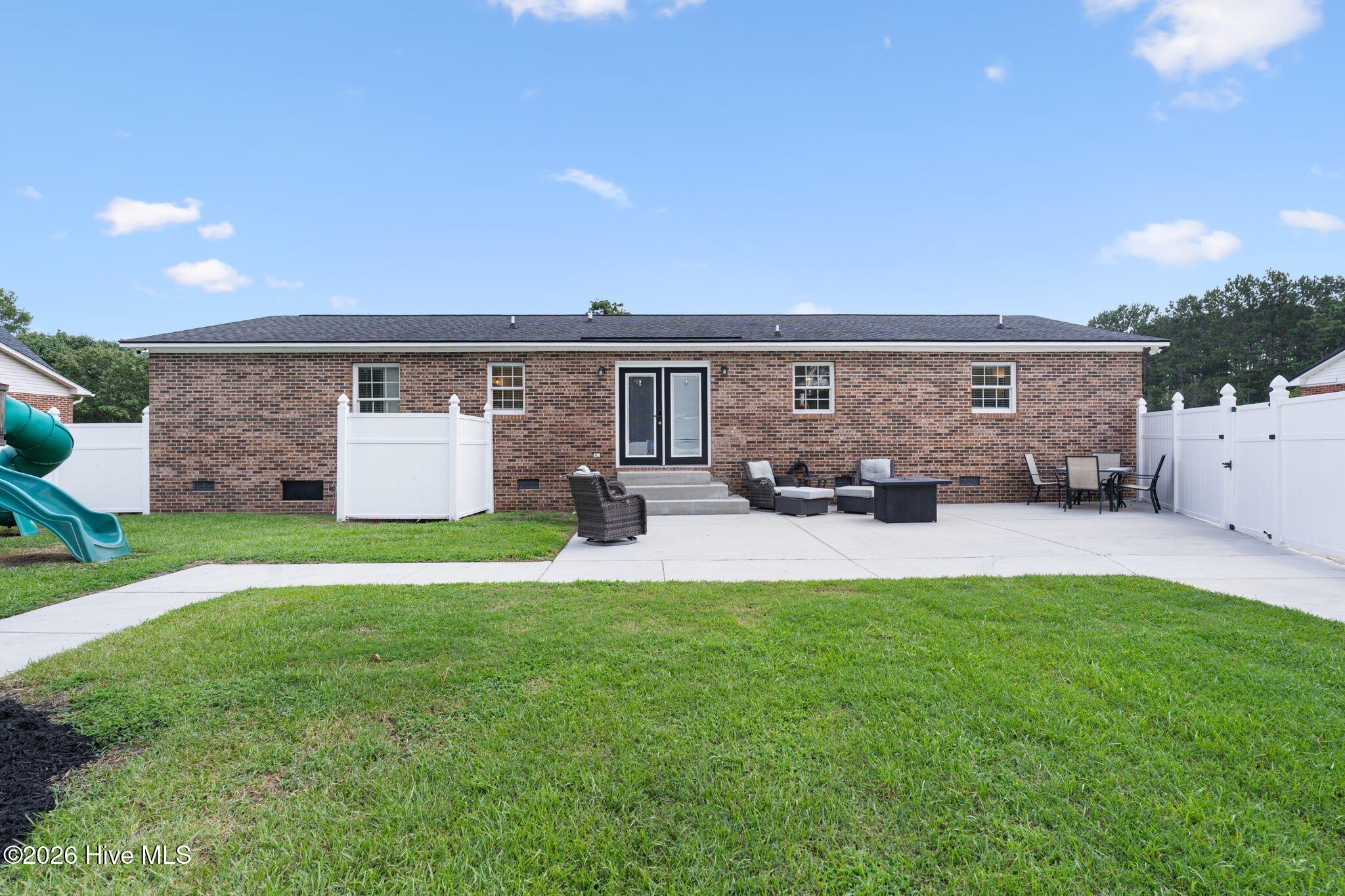 219 Oakwood Heights Drive Property Photo 38