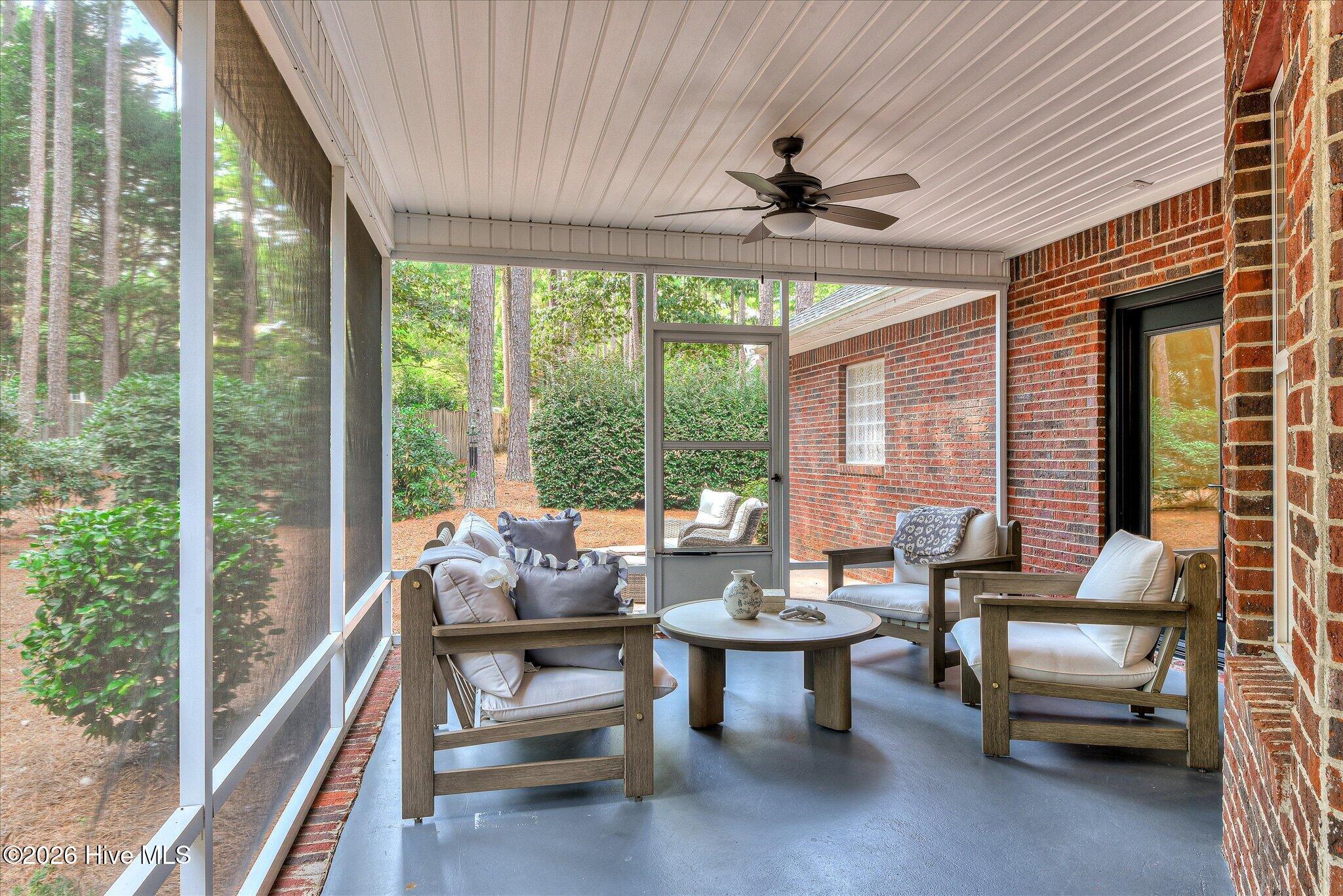 195 Long Shadow Drive Property Photo 7