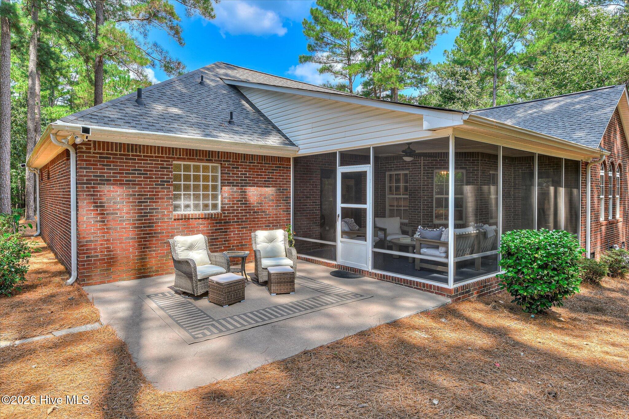 195 Long Shadow Drive Property Photo 9