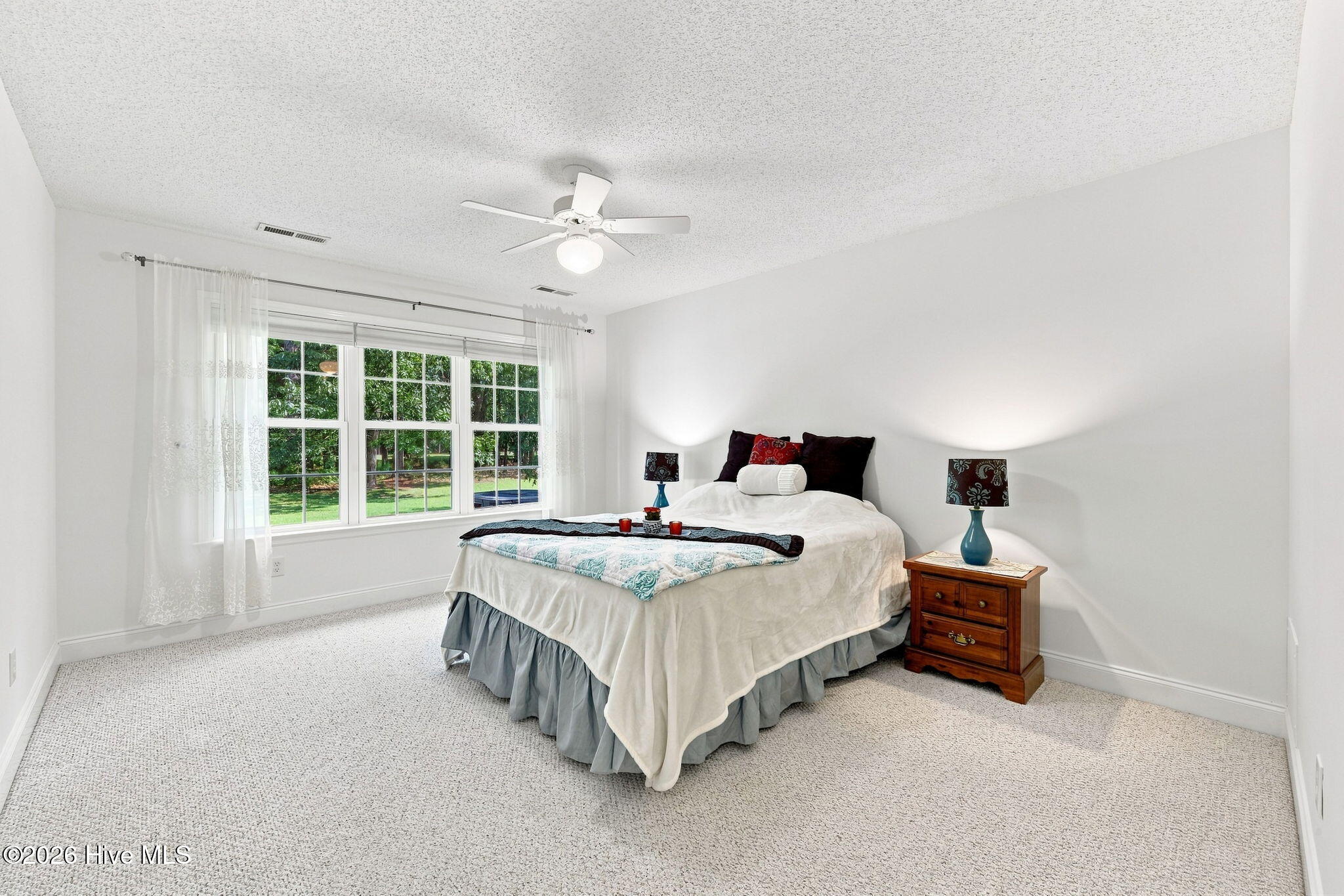 2119 Royal Pines Drive Property Photo 14