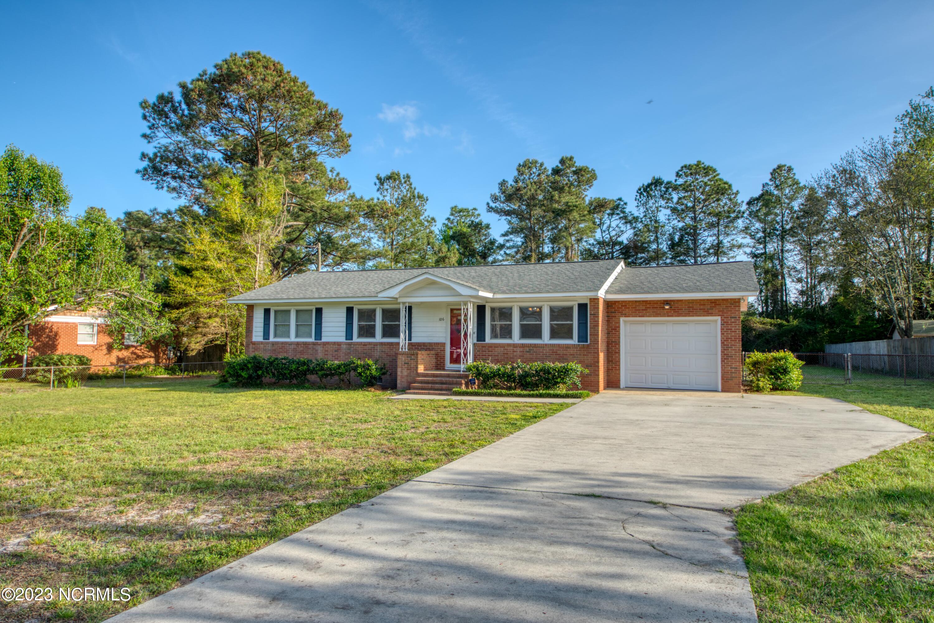 106 Pinecliff Drive Property Photo 1