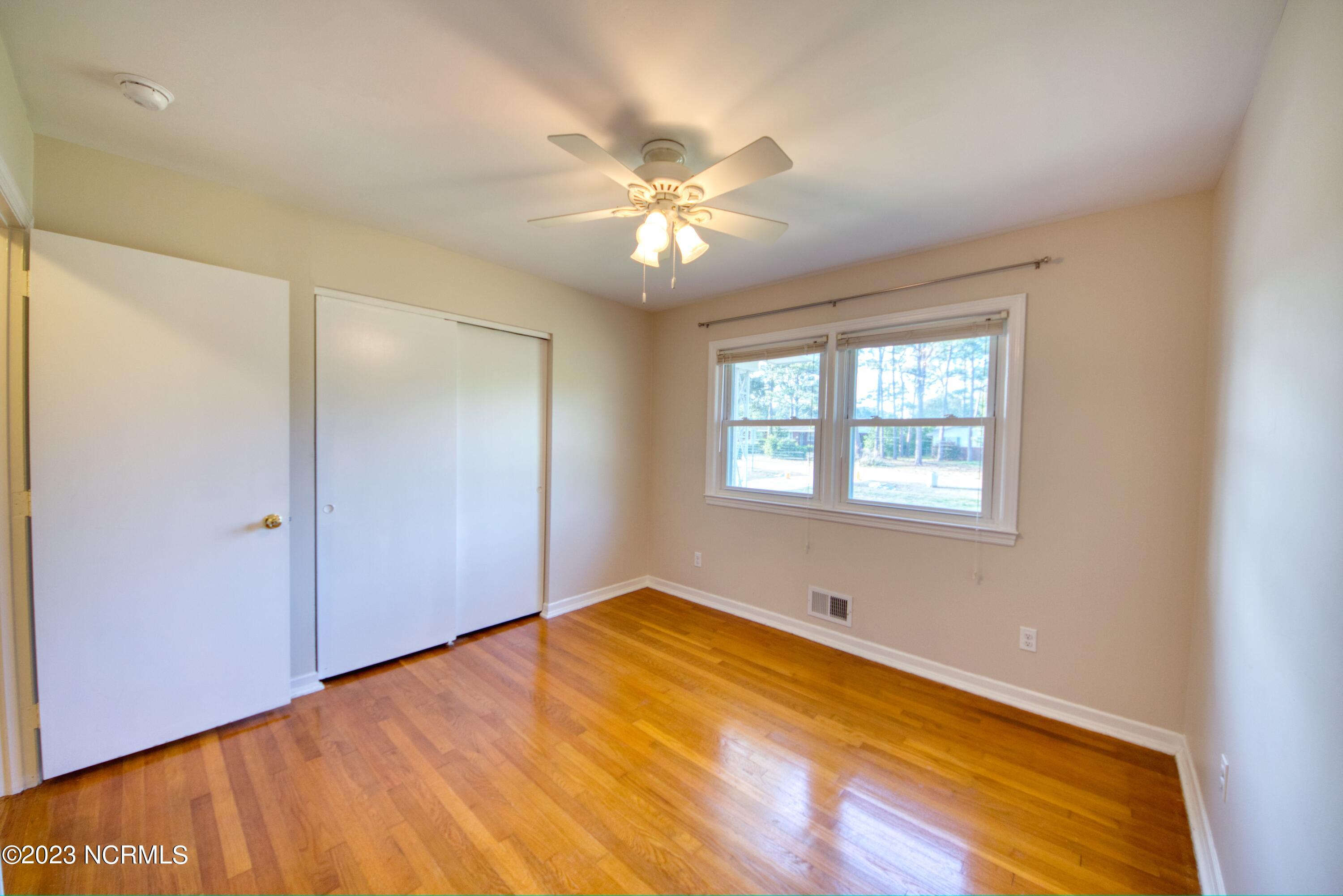 106 Pinecliff Drive Property Photo 15