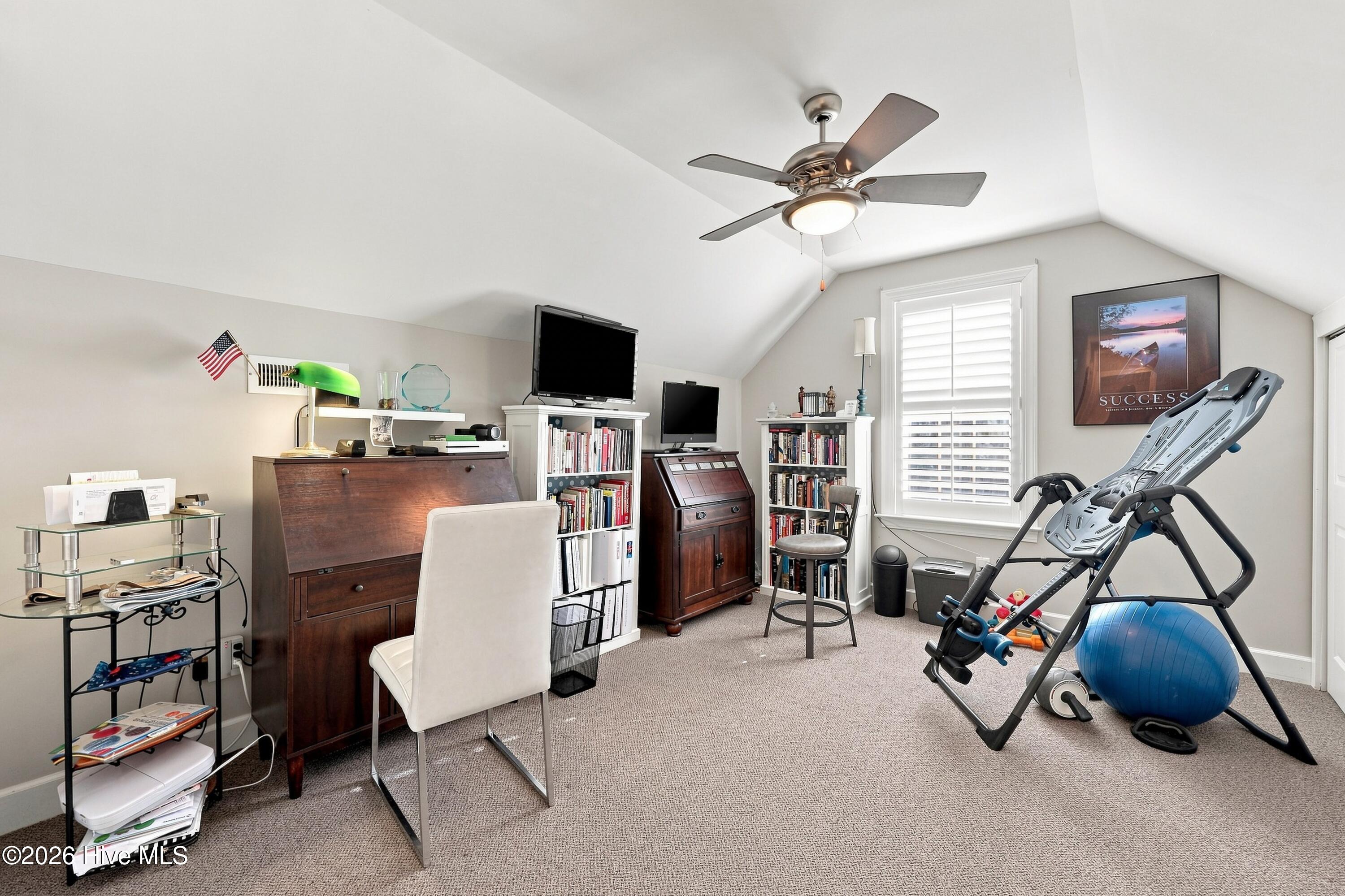 3808 Rainbow Street Property Photo 31