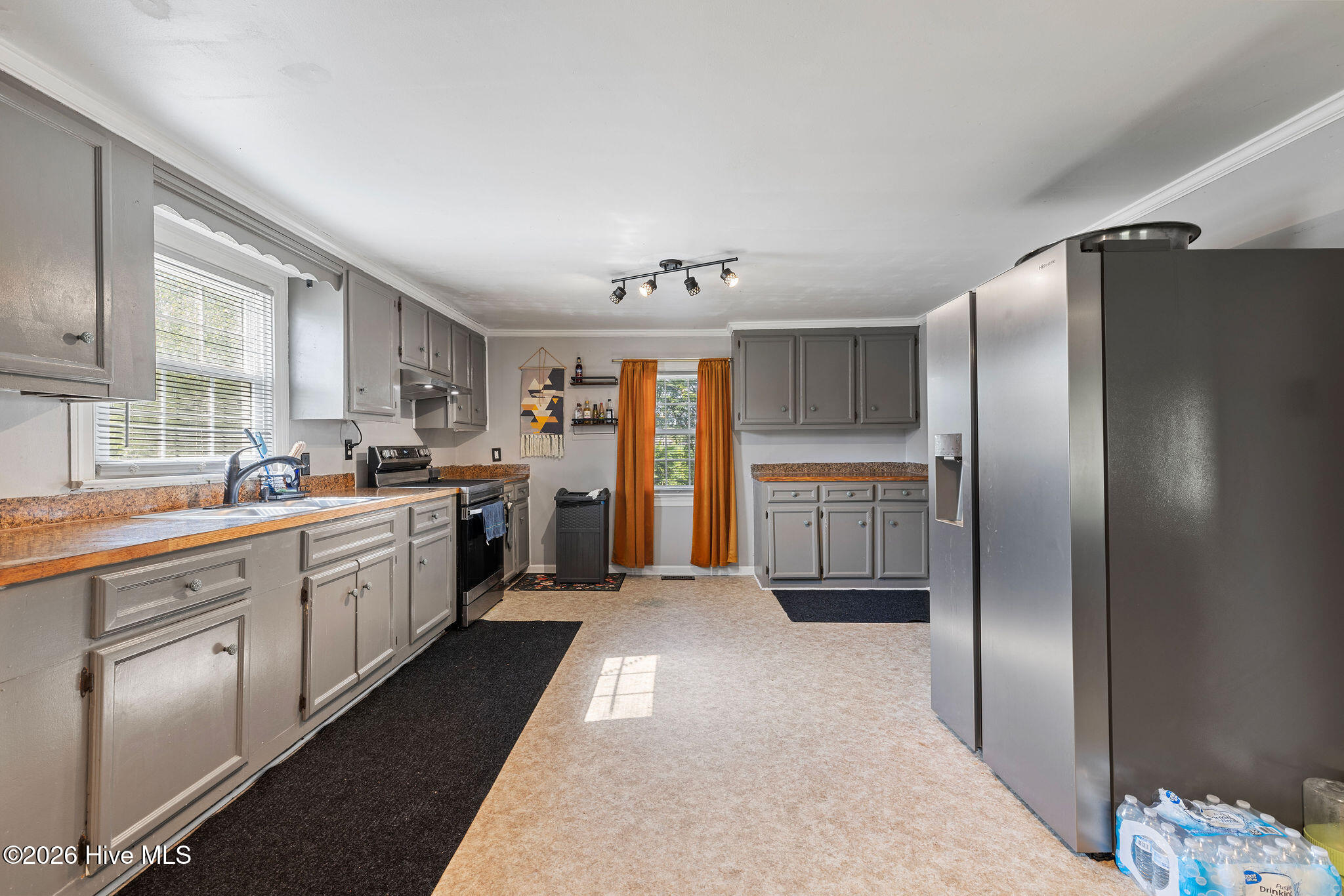 3795 Rouse Loop Road Property Photo 4