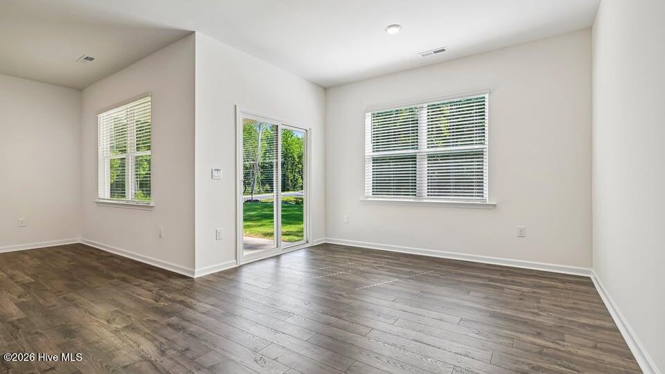428 Conifer Street Property Photo 10