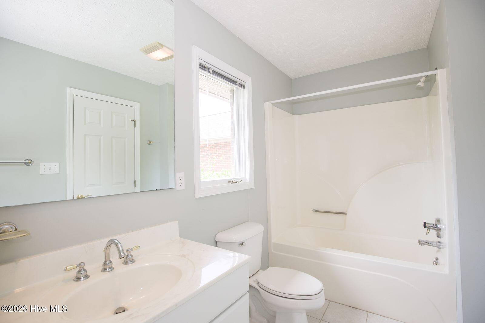 1205 Greenbriar Drive Property Photo 23