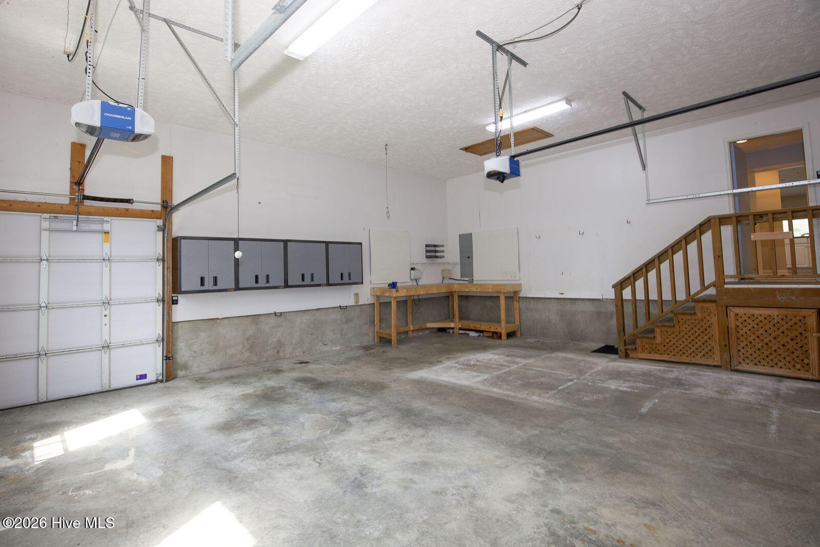 1205 Greenbriar Drive Property Photo 37