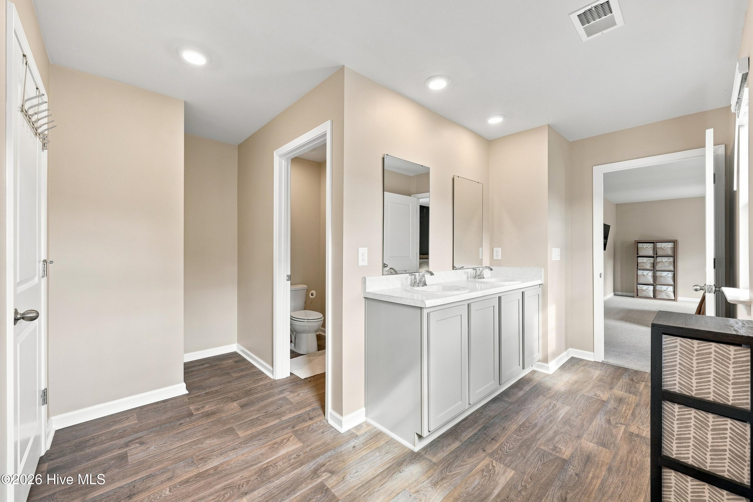 420 High Ridge Court Property Photo 37