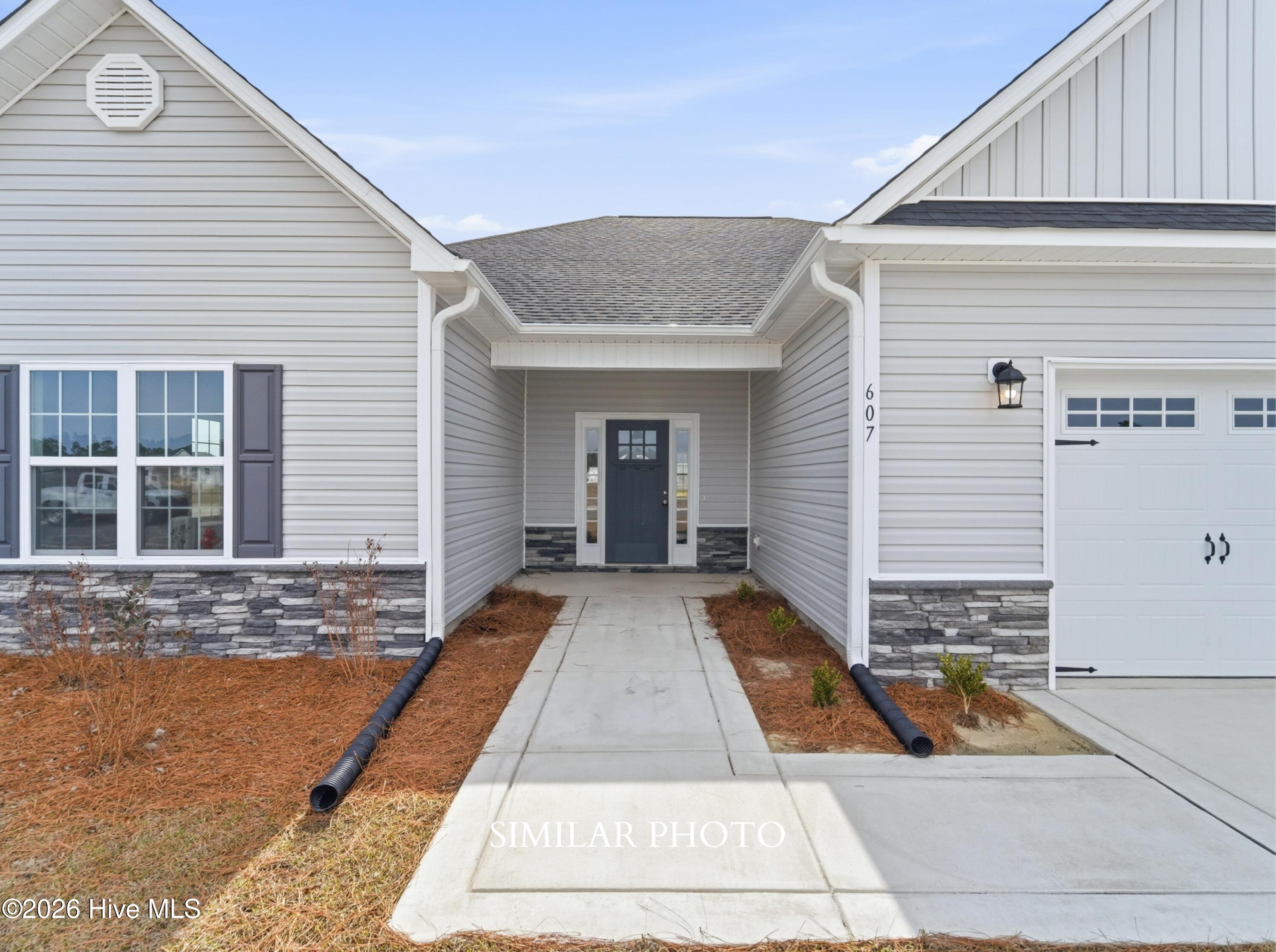 779 Regiment Road Property Photo 2