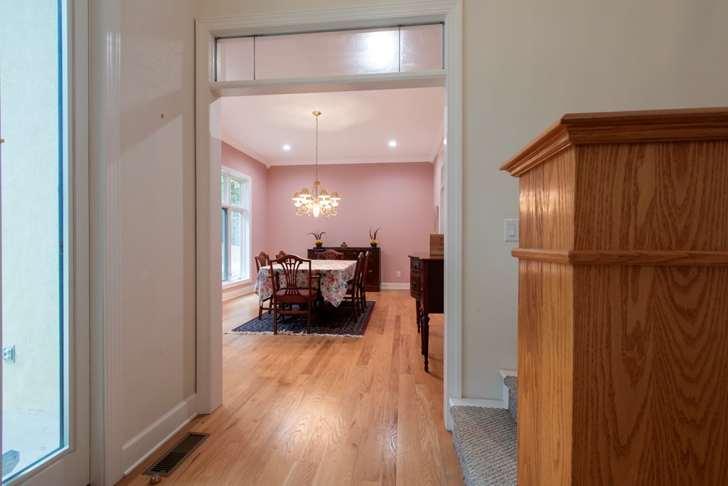 5981 Candy Mountain Road Property Photo 5