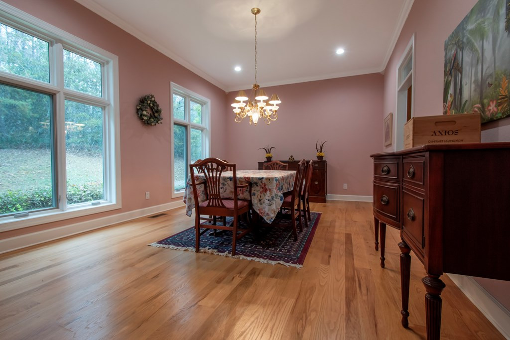 5981 Candy Mountain Road Property Photo 6