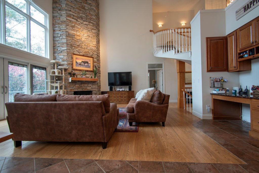 5981 Candy Mountain Road Property Photo 13