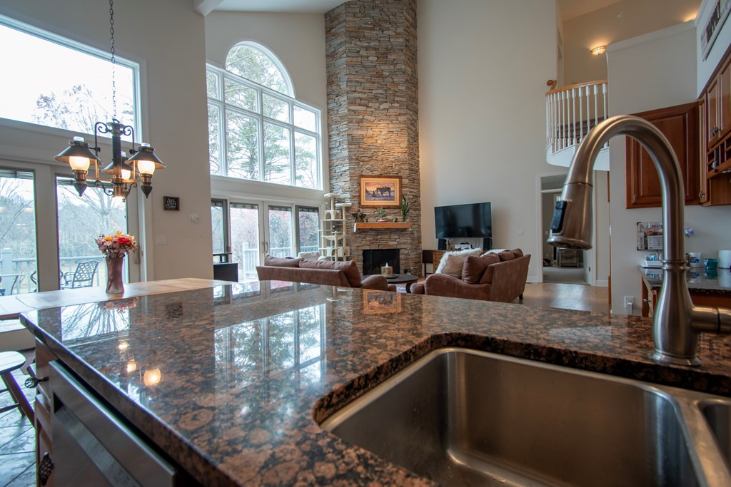 5981 Candy Mountain Road Property Photo 23
