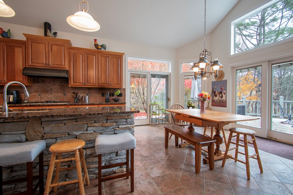 5981 Candy Mountain Road Property Photo 28