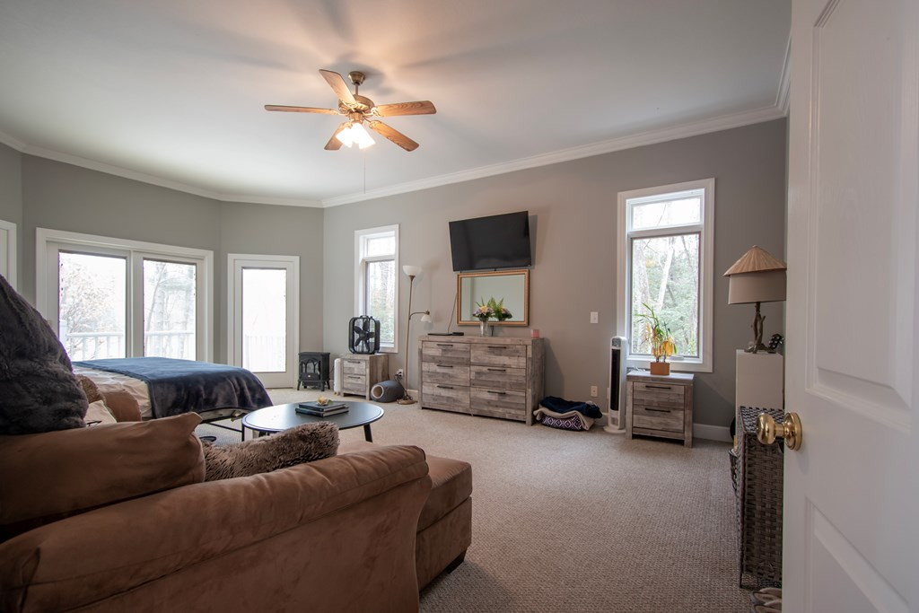 5981 Candy Mountain Road Property Photo 30