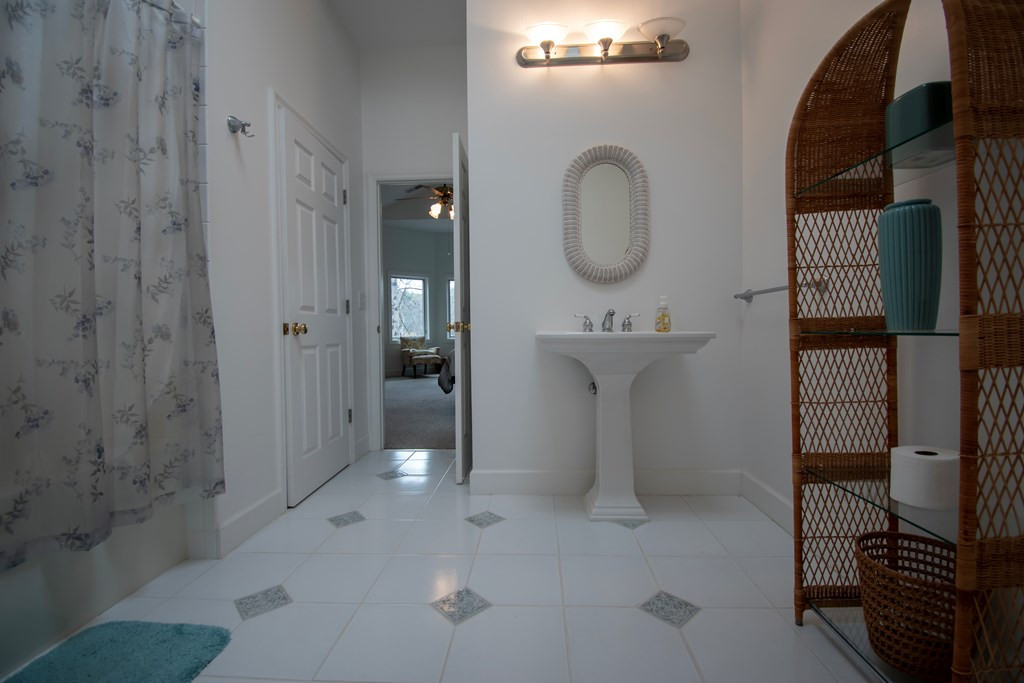 5981 Candy Mountain Road Property Photo 46