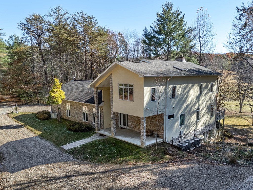 5981 Candy Mountain Road Property Photo 64