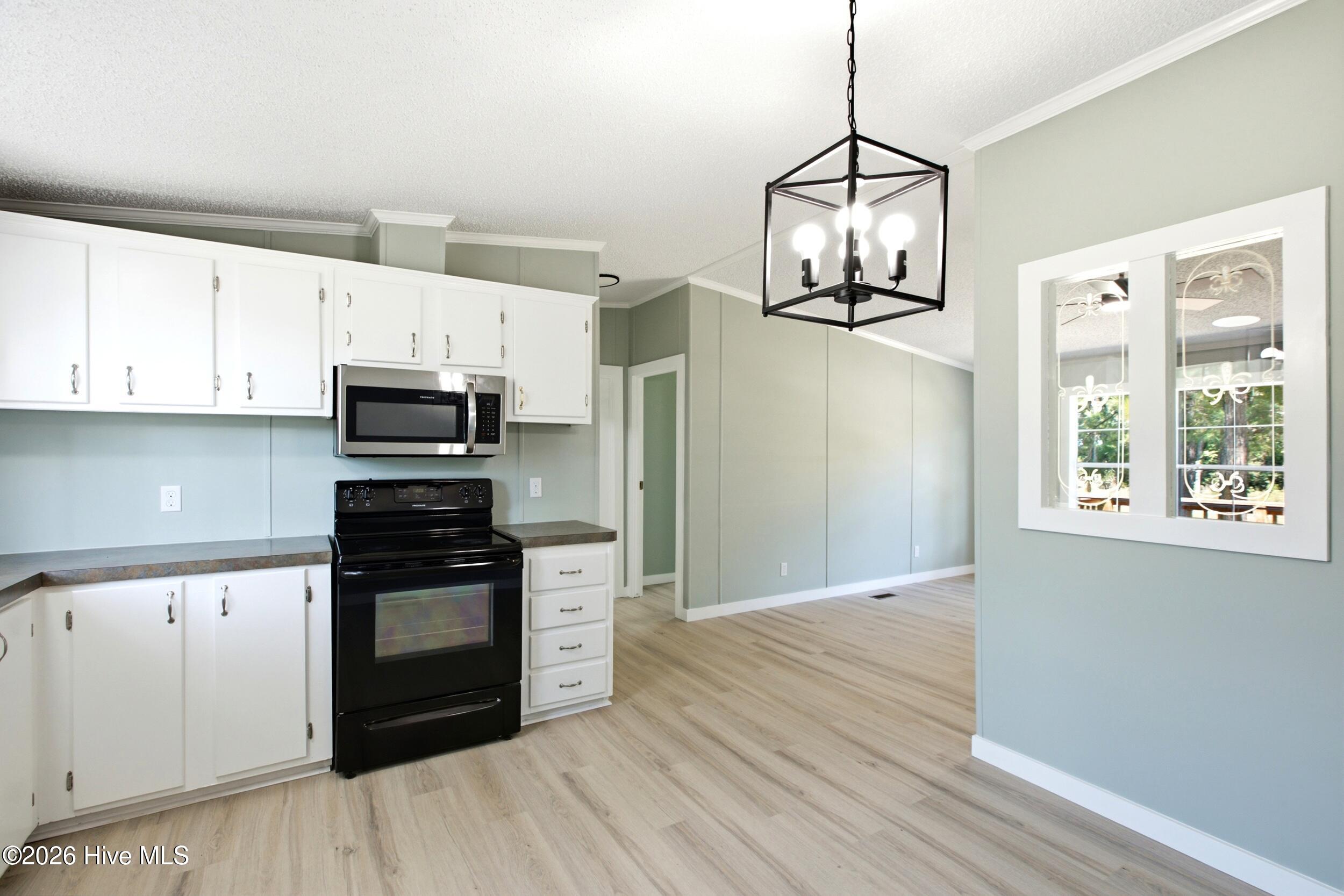 101 Larch Court Property Photo 11