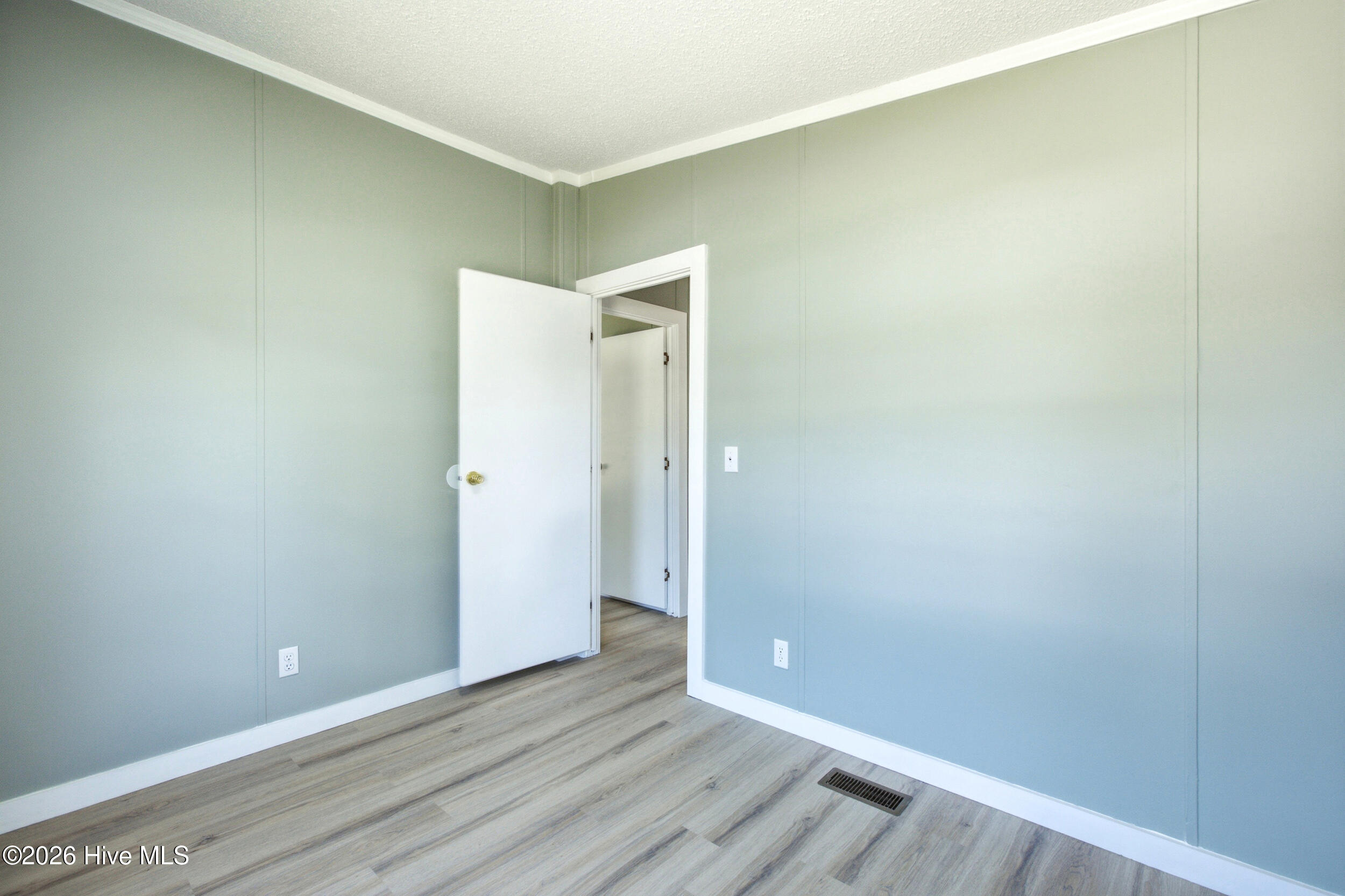 101 Larch Court Property Photo 23