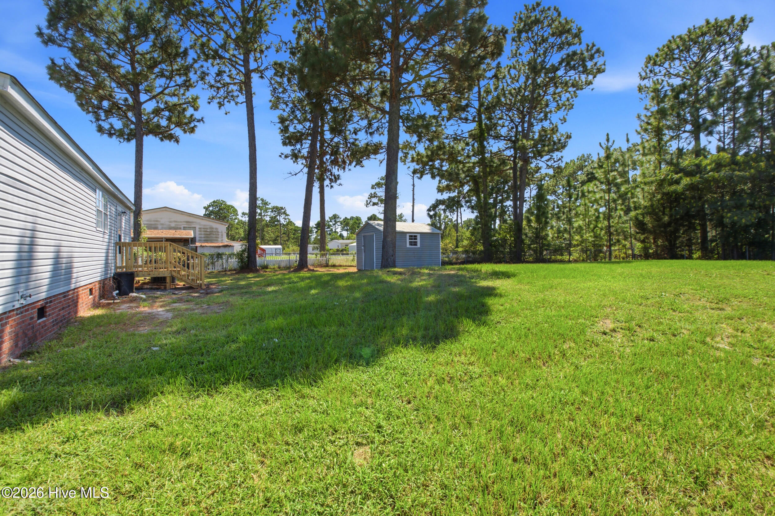 101 Larch Court Property Photo 27