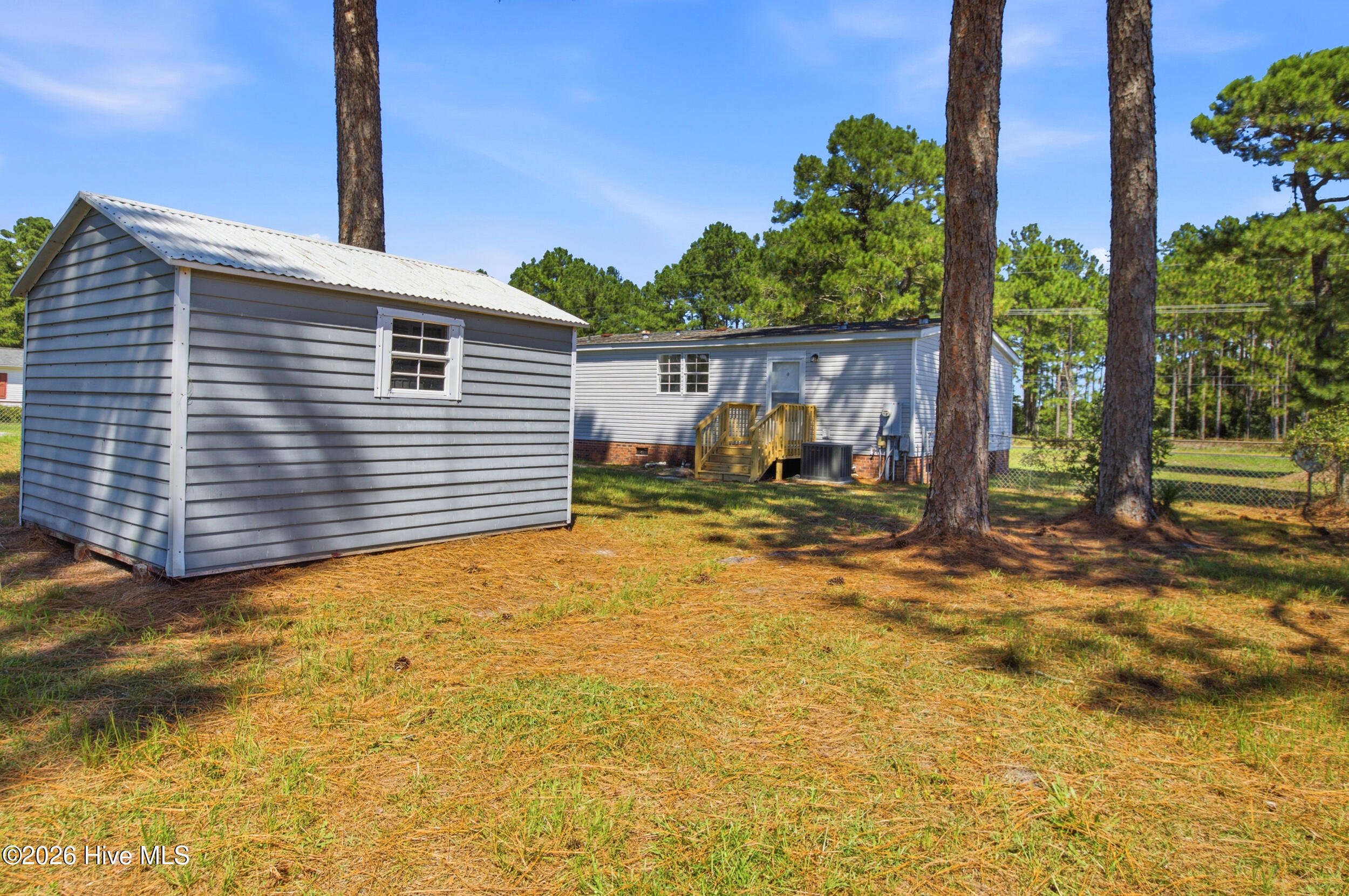 101 Larch Court Property Photo 29