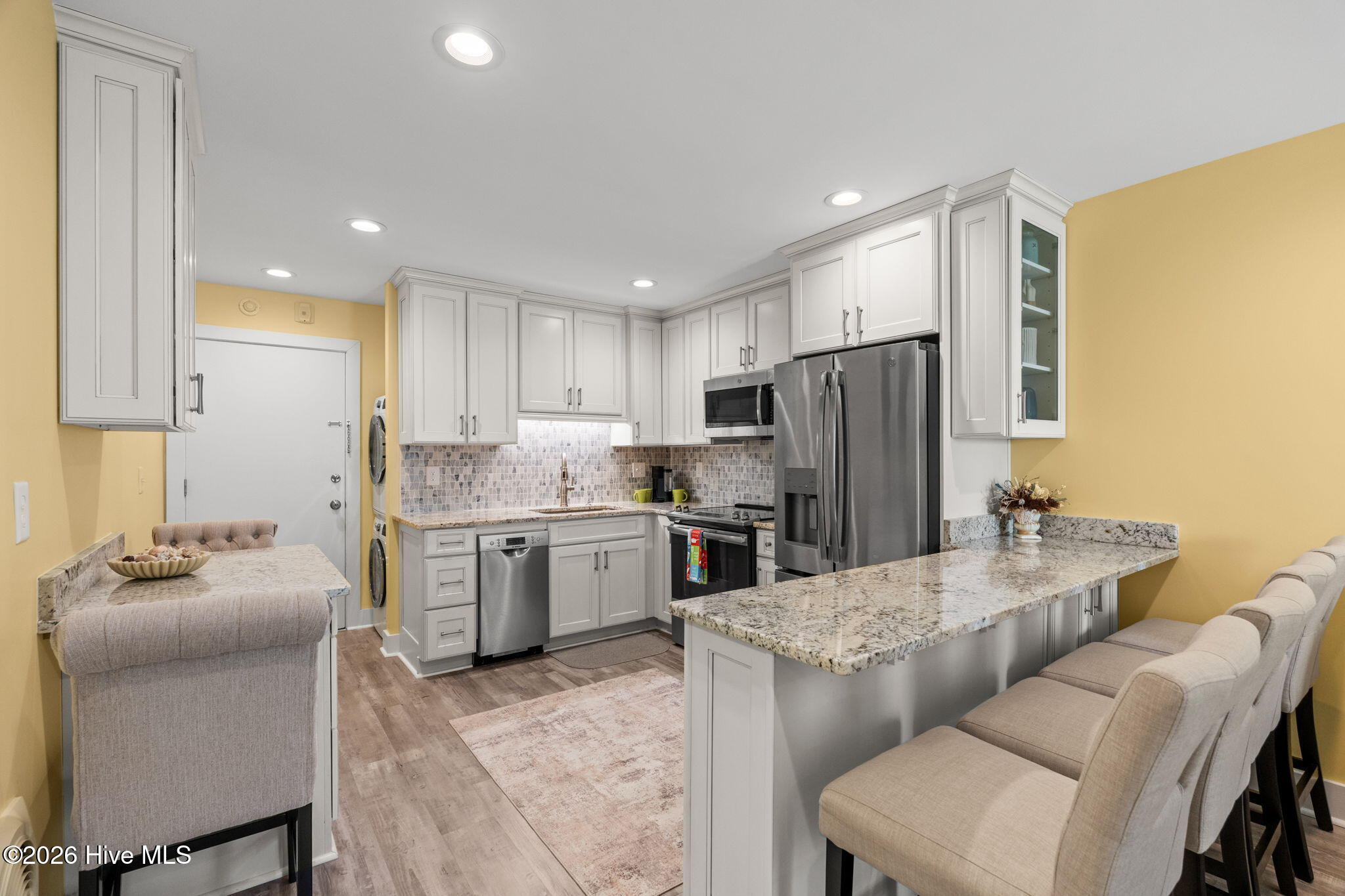 4201 N Ocean Boulevard 2i Property Photo 10