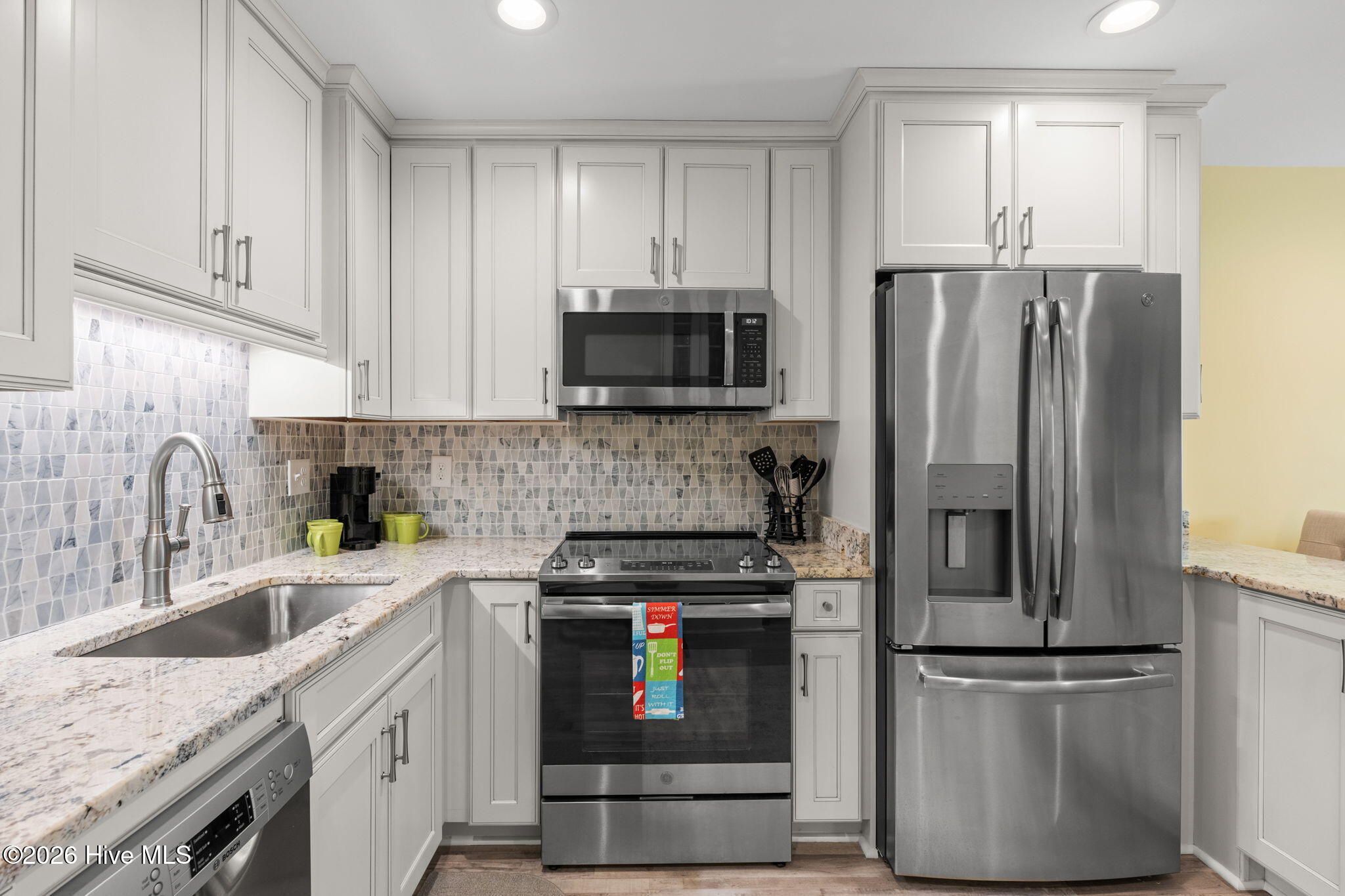 4201 N Ocean Boulevard 2i Property Photo 13