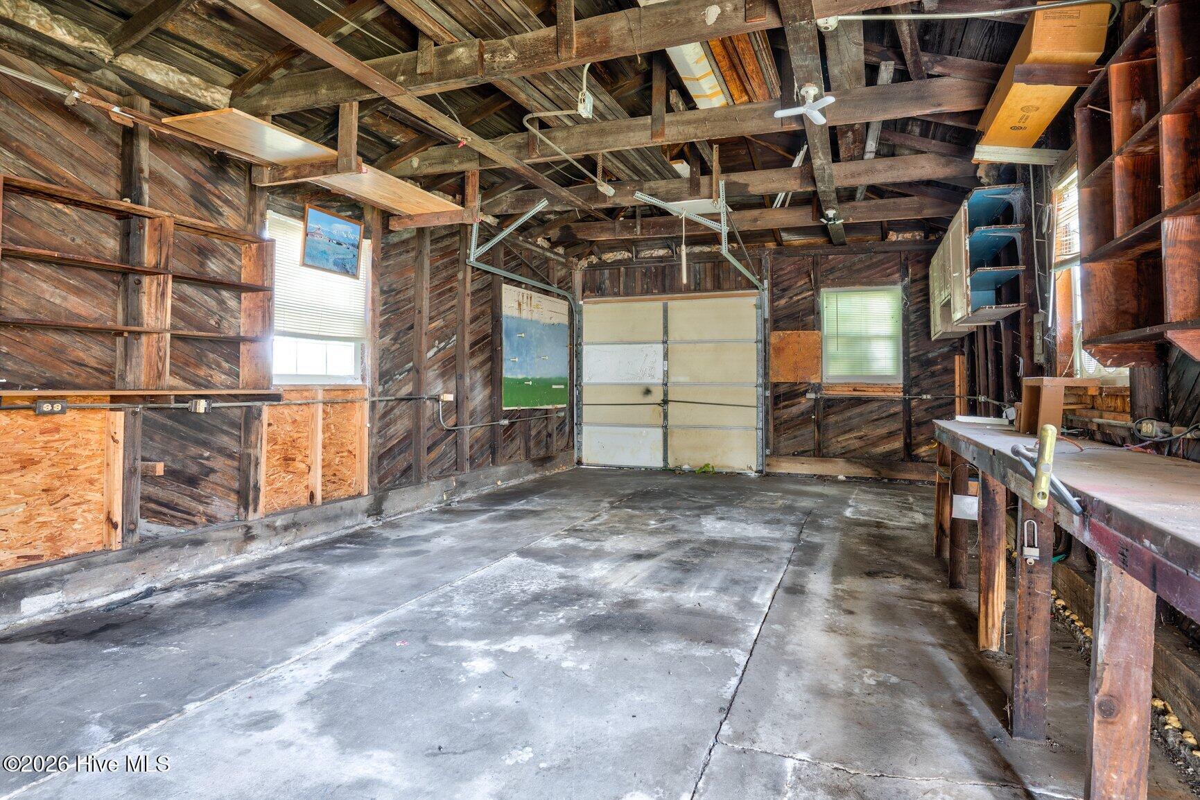 300 W Howard Avenue Property Photo 20
