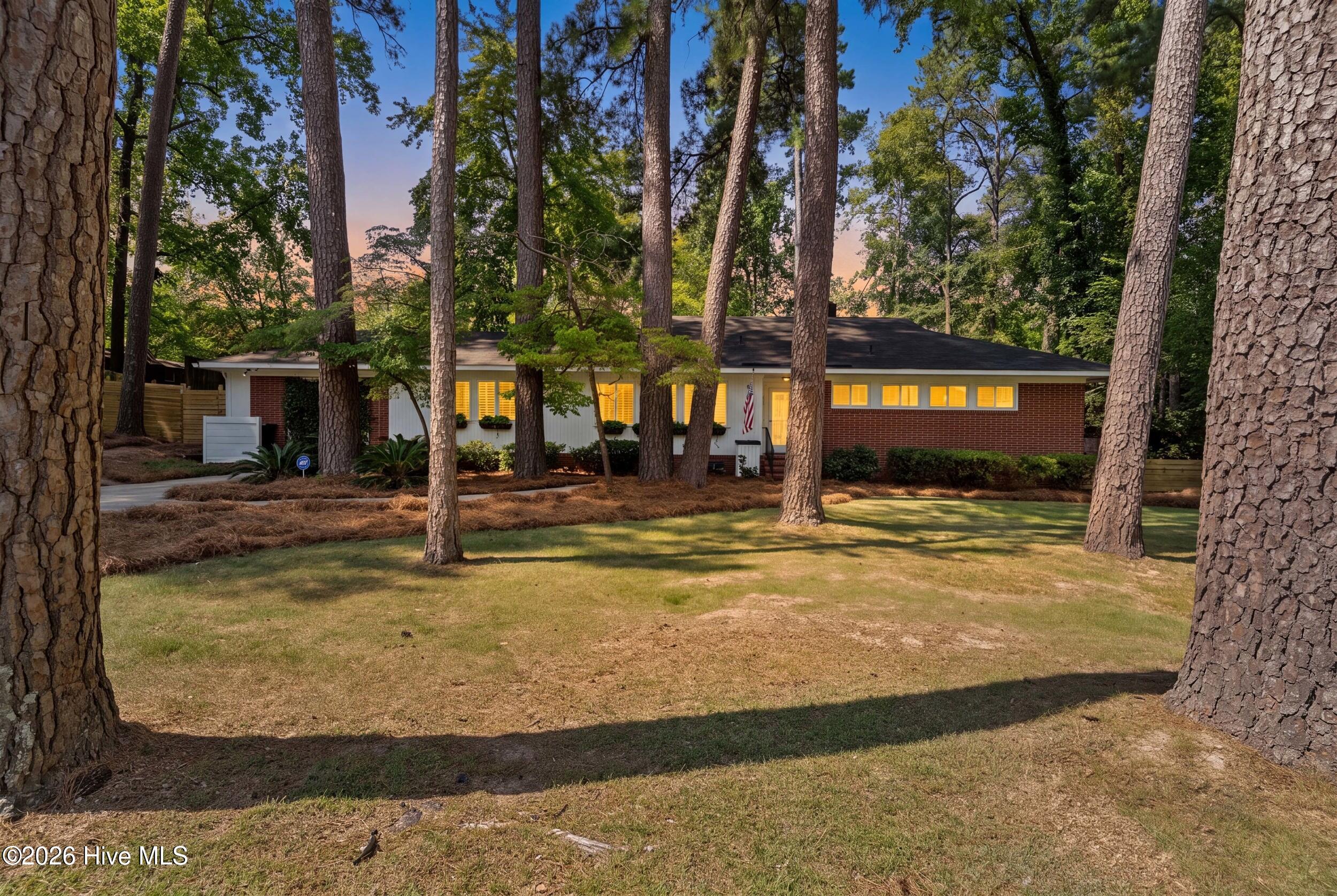 411 Ashland Drive Property Photo 1