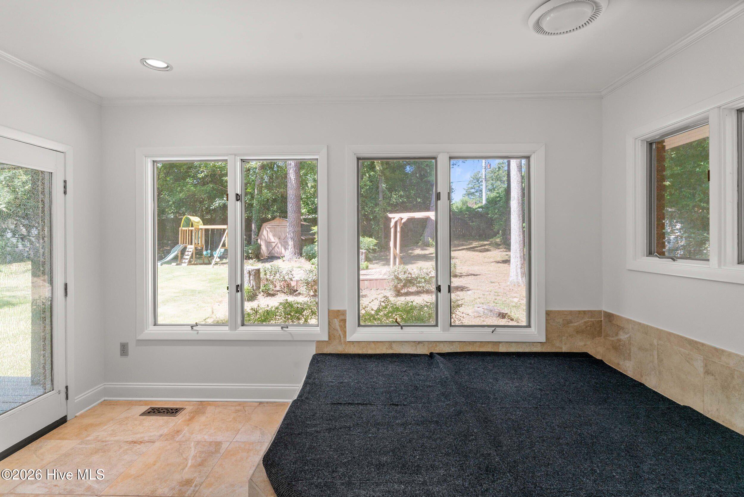 411 Ashland Drive Property Photo 37