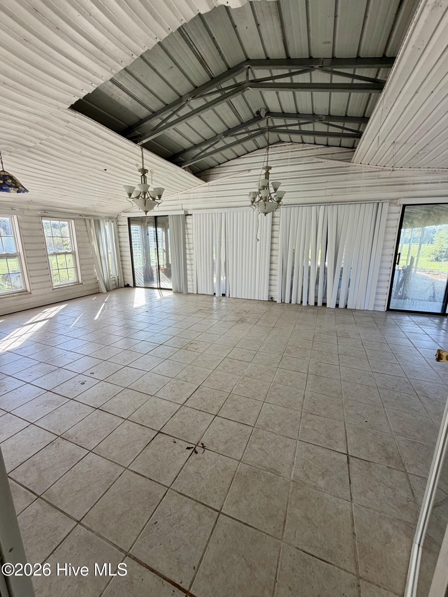 103 E Church Street Property Photo 14