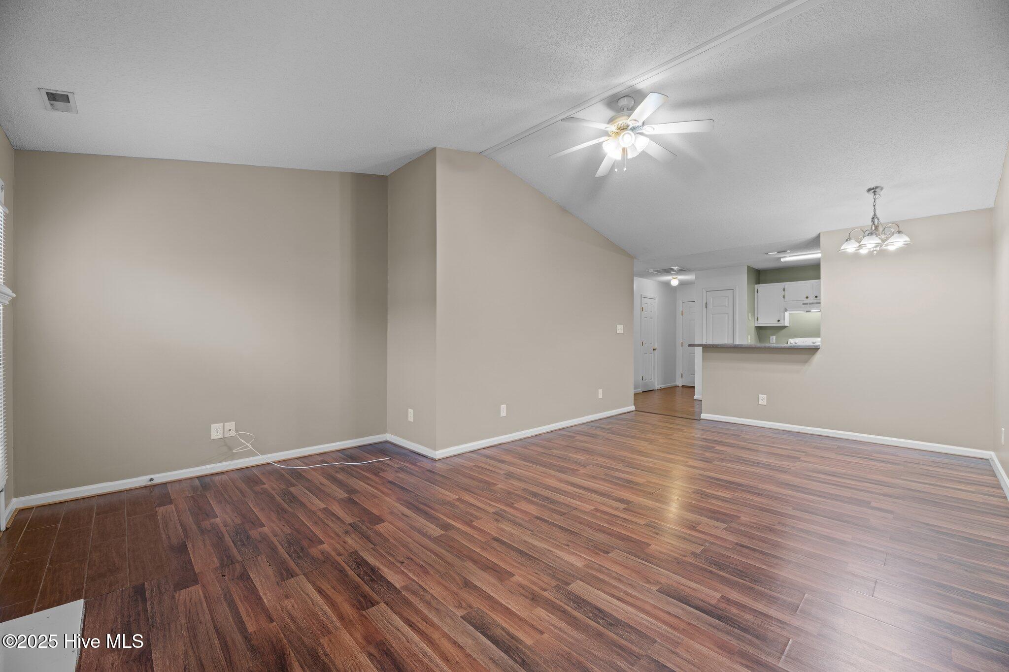 123 Jerrett Lane Property Photo 12