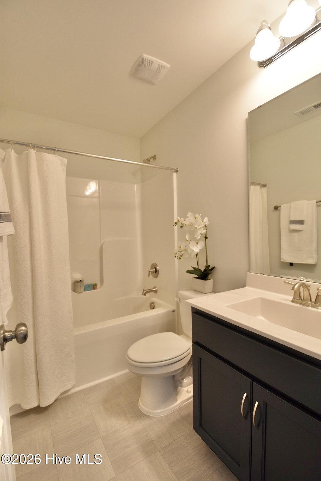 109 Bristol Bay Drive Property Photo 14