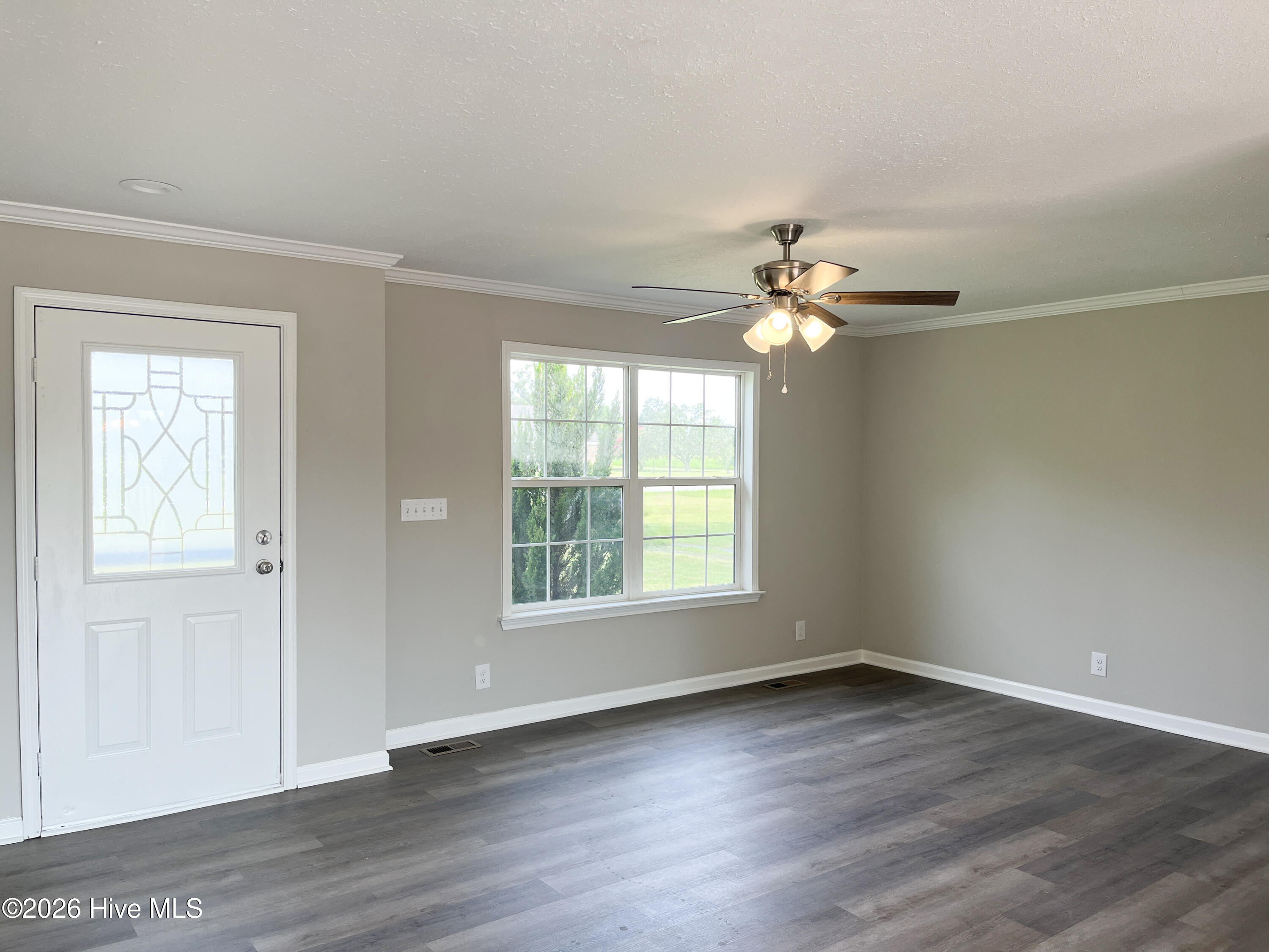 782 County Line Road Property Photo 3