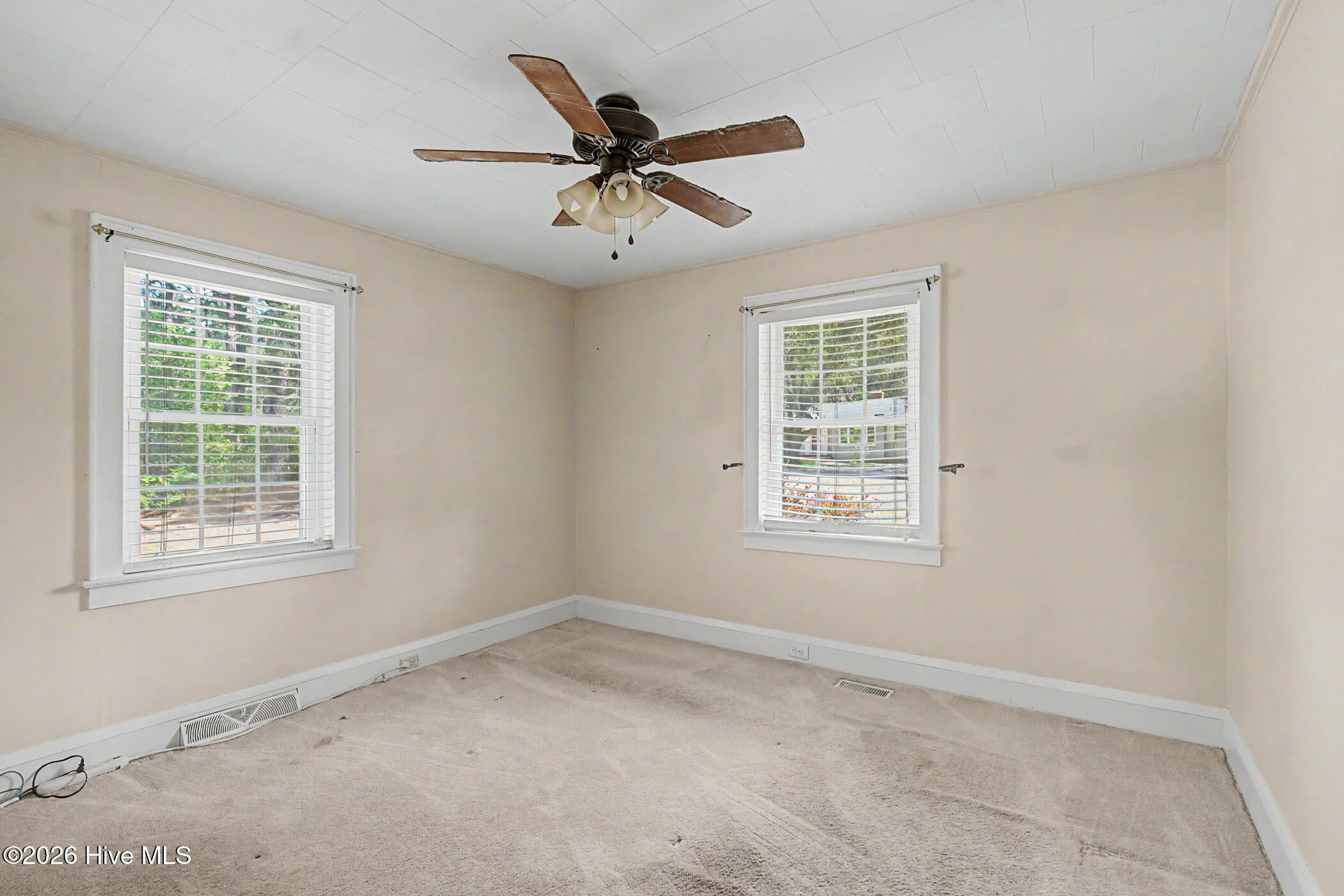506 Hawthorne Street Property Photo 18