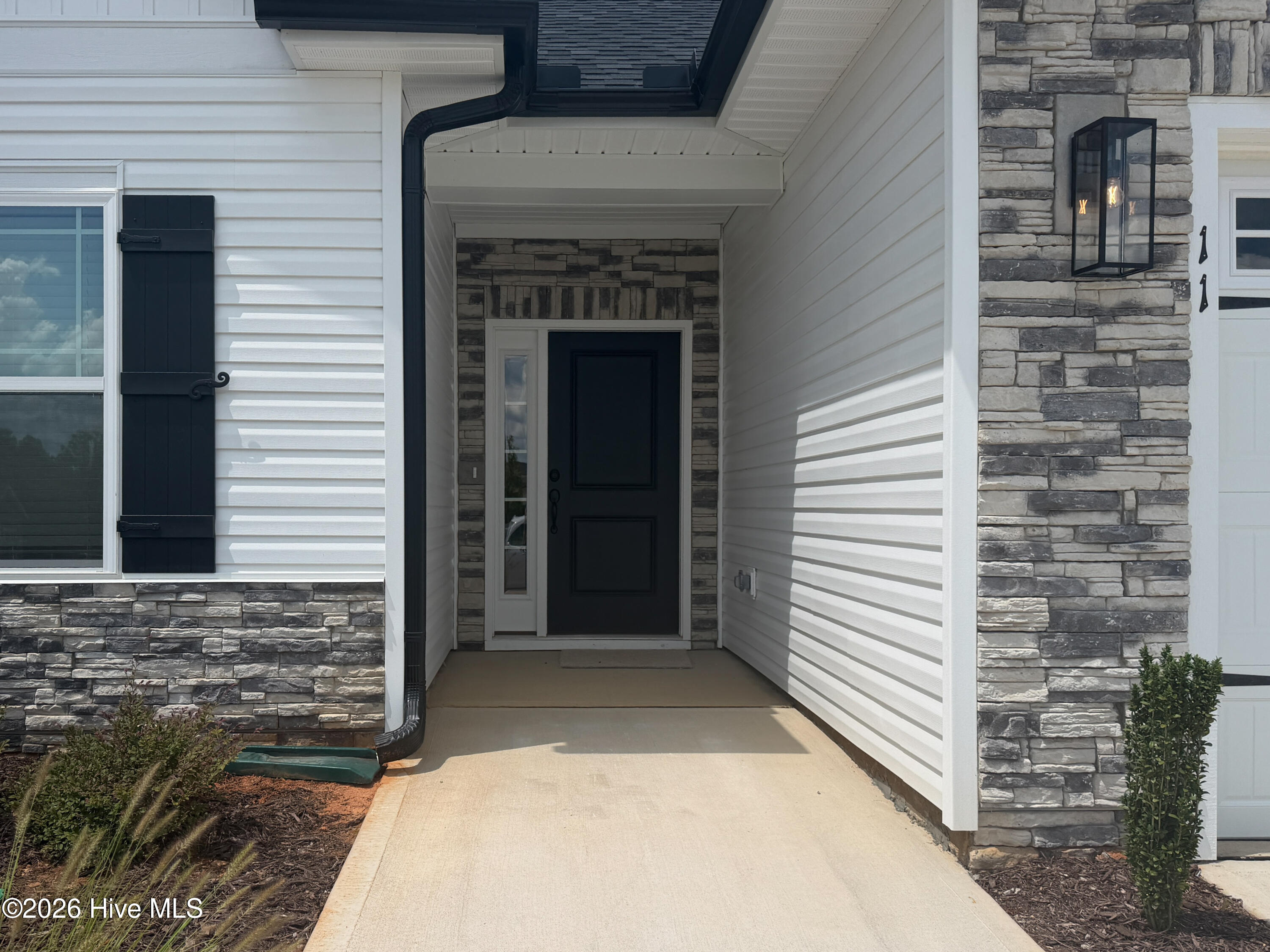 385 Whitetail Way Property Photo 4