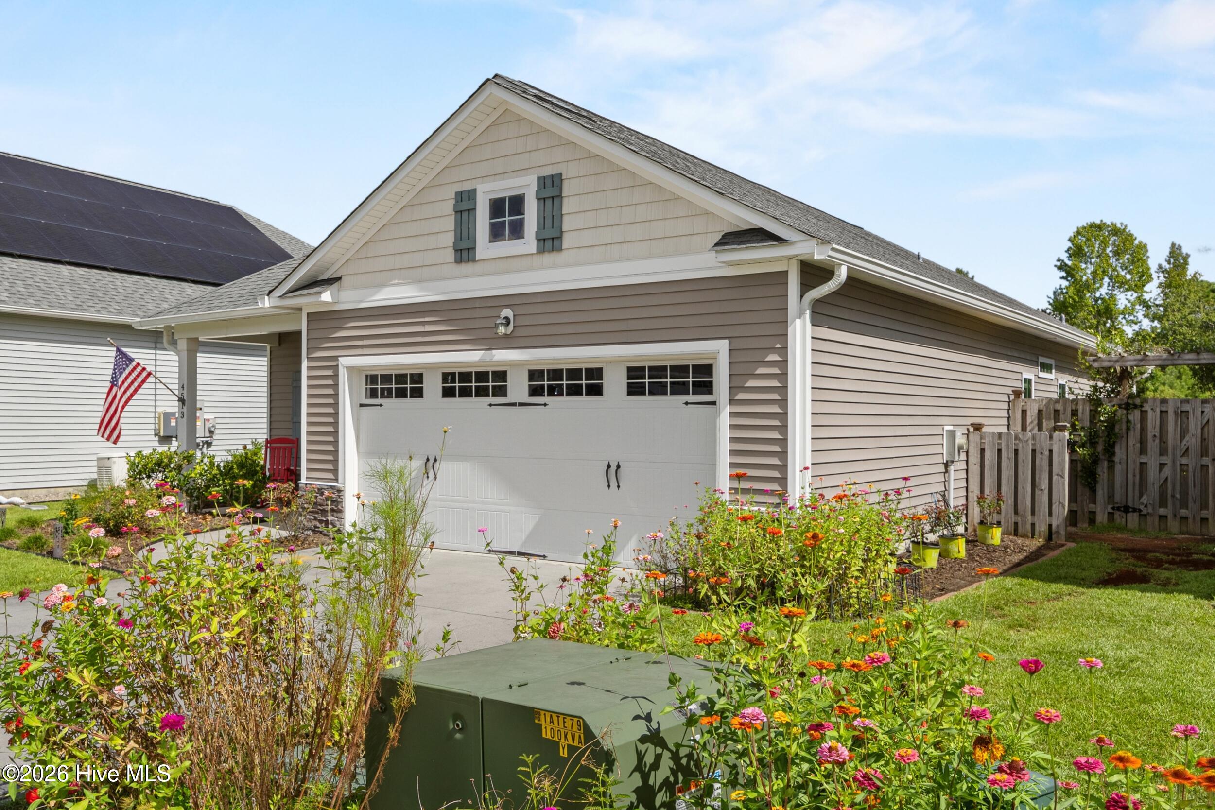 4513 Huntsman Court Property Photo 2