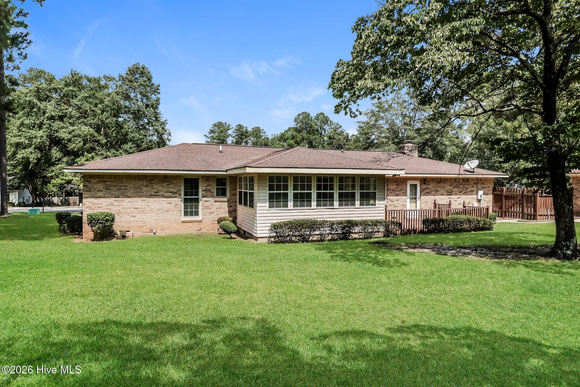 2126 Huron Drive Property Photo 5