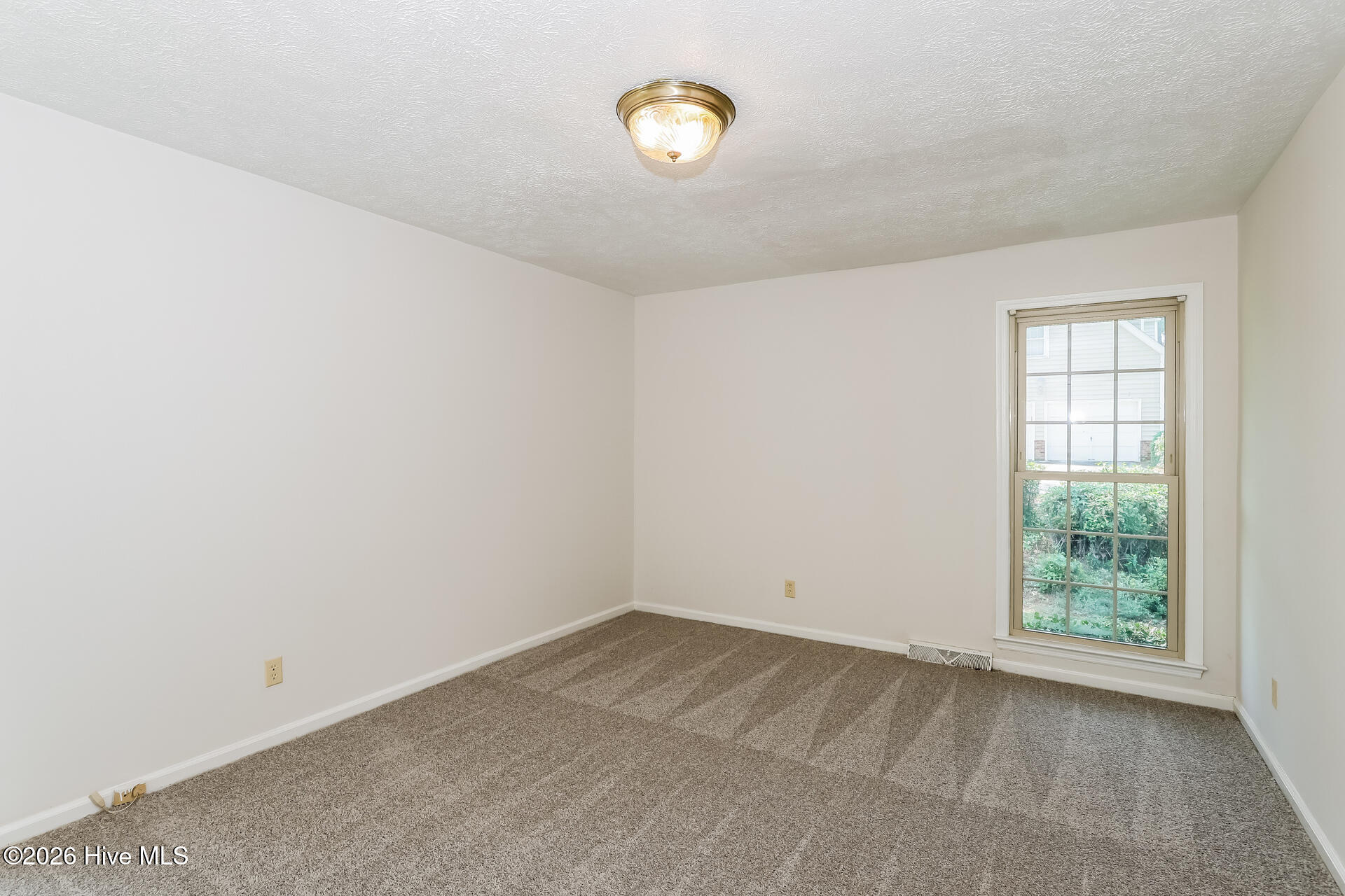2126 Huron Drive Property Photo 11