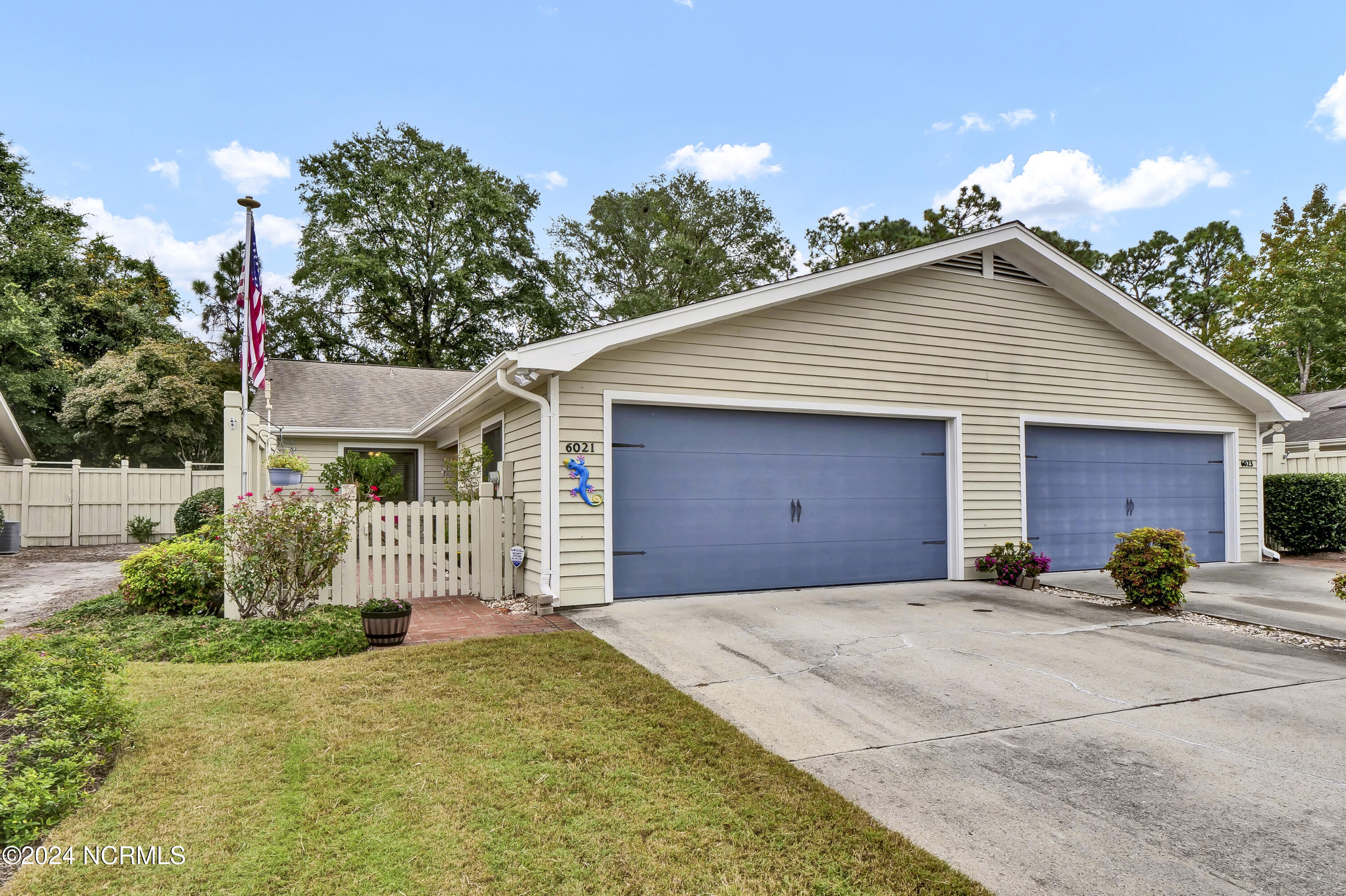 6021 Caddy Circle Property Photo 1