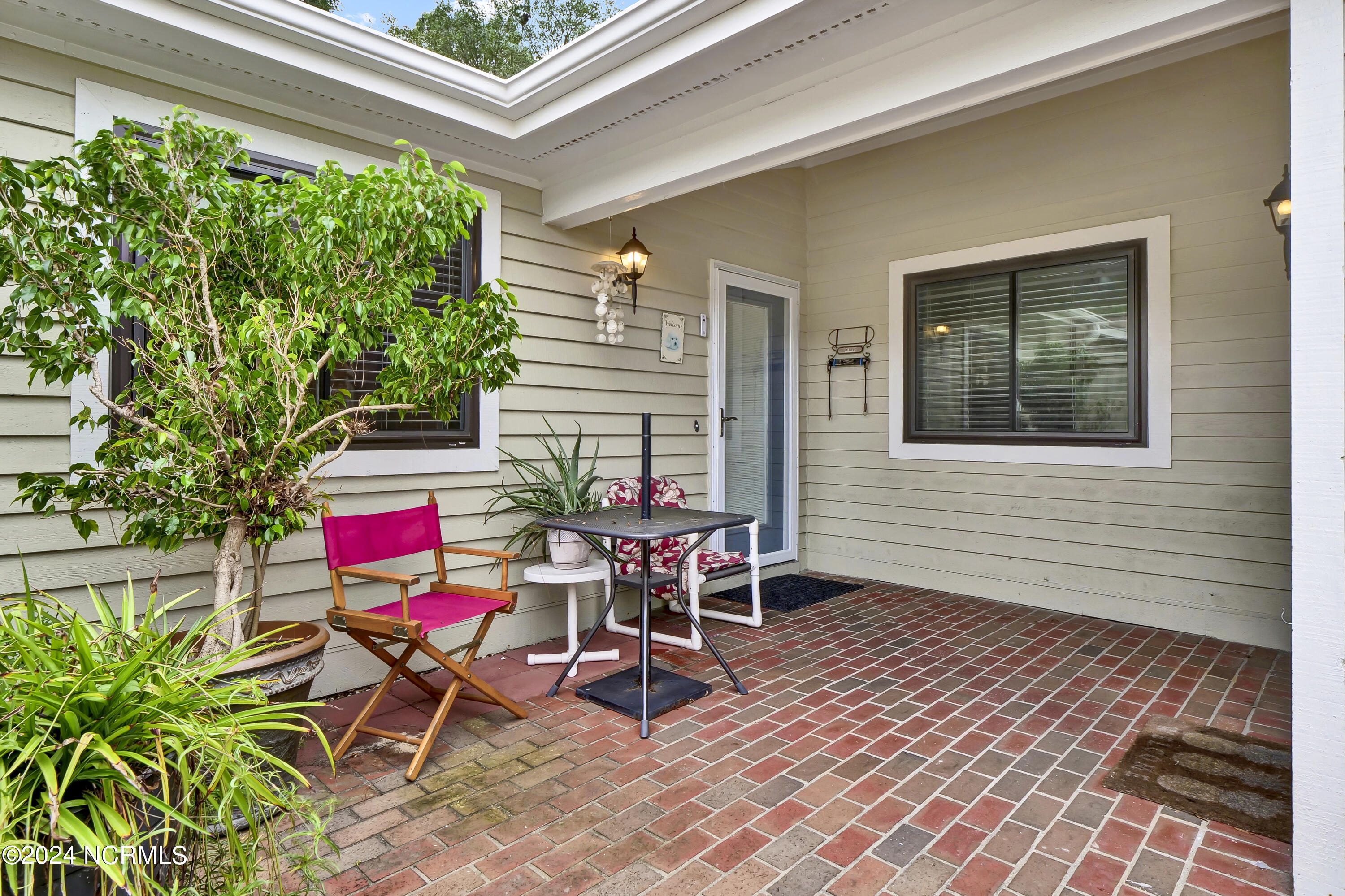 6021 Caddy Circle Property Photo 4