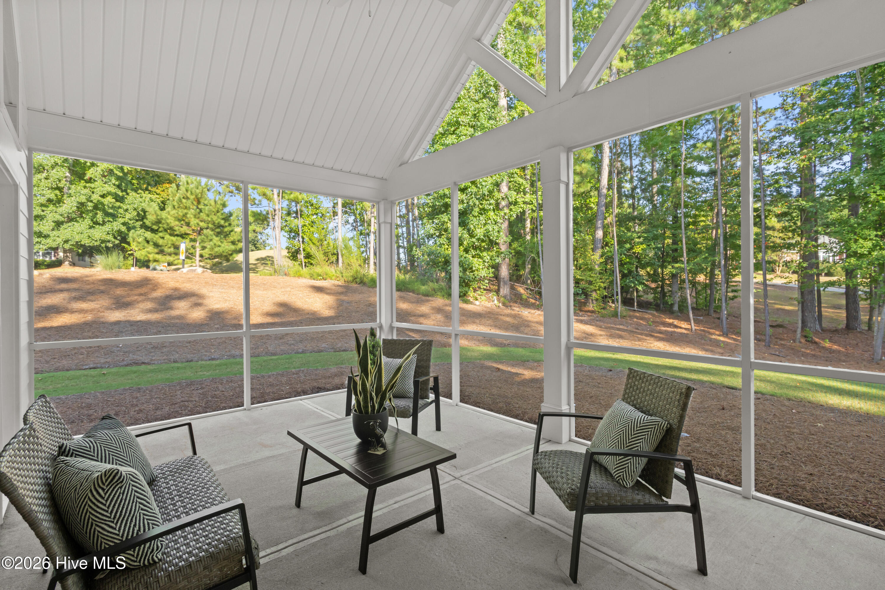 222 Louisa Lane Property Photo 5