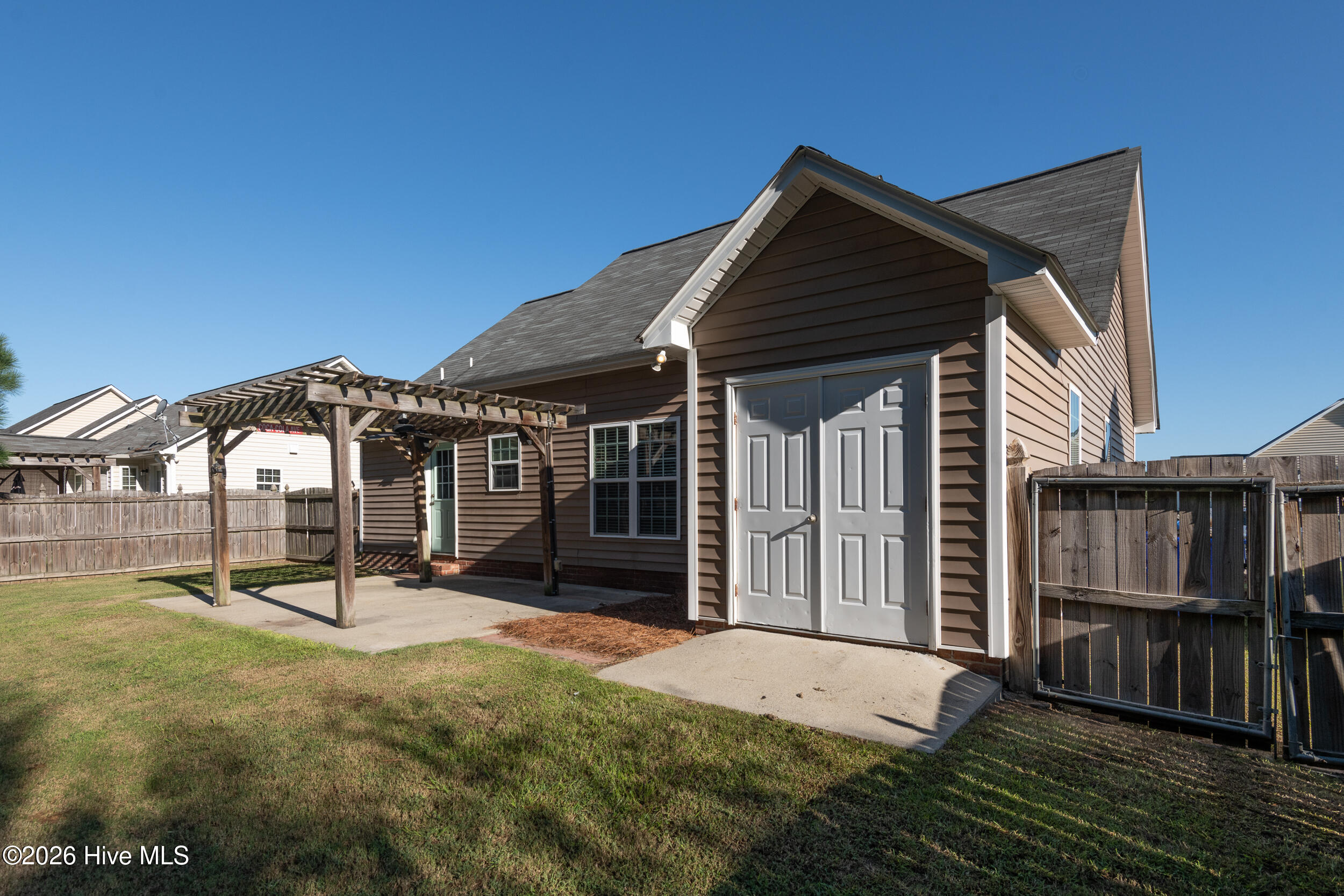 1200 Penncross Drive Property Photo 11
