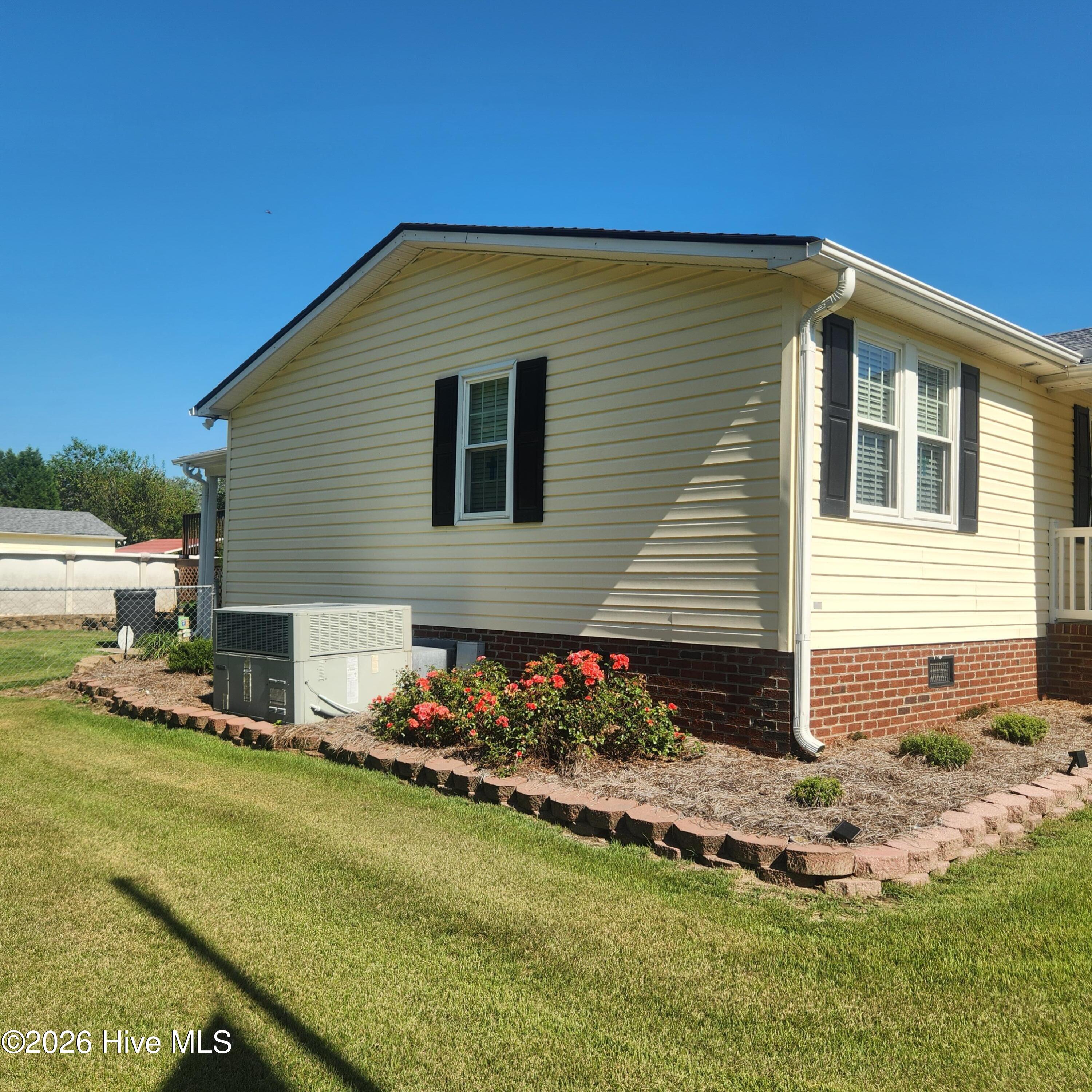 4206 Evansdale Road Property Photo 10